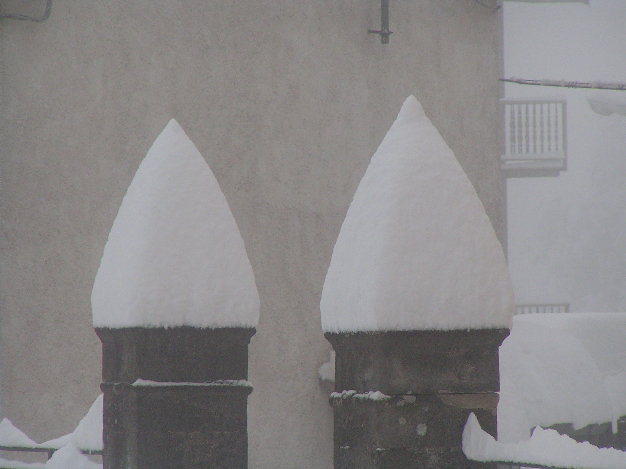 Snowfall "pointed"