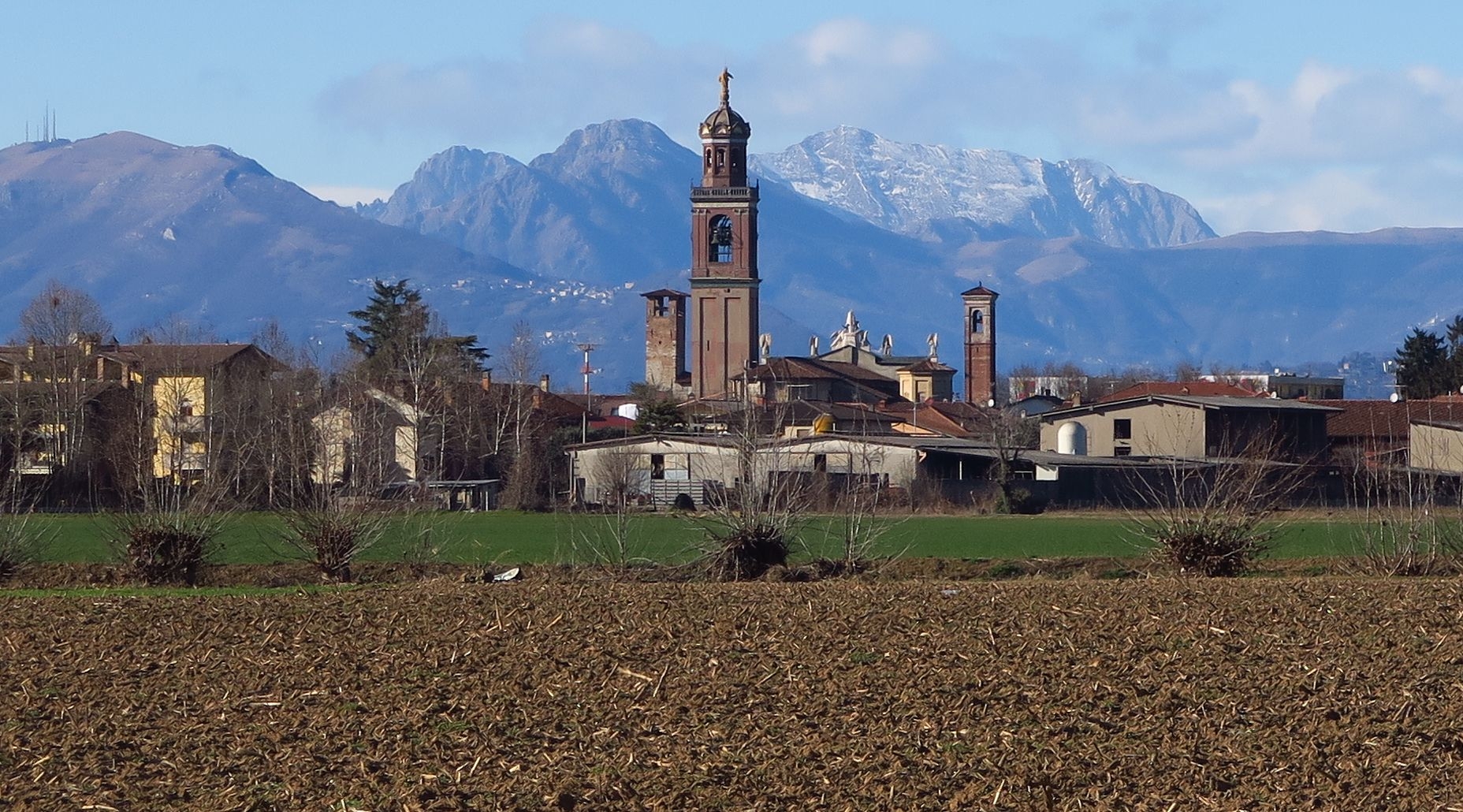Martinengo (bg) Una limpida giornata al mio paese