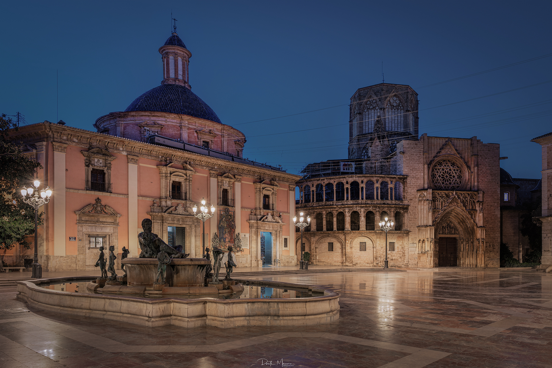 Valencia - Plaza de la Virgen