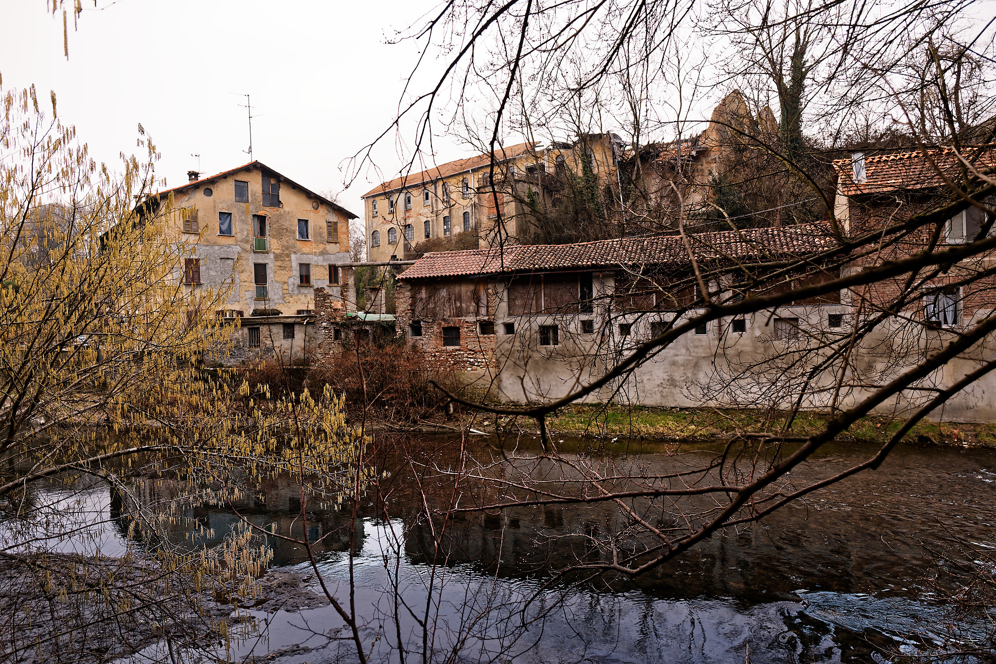Triuggio vecchio mulino fiume Lambro1