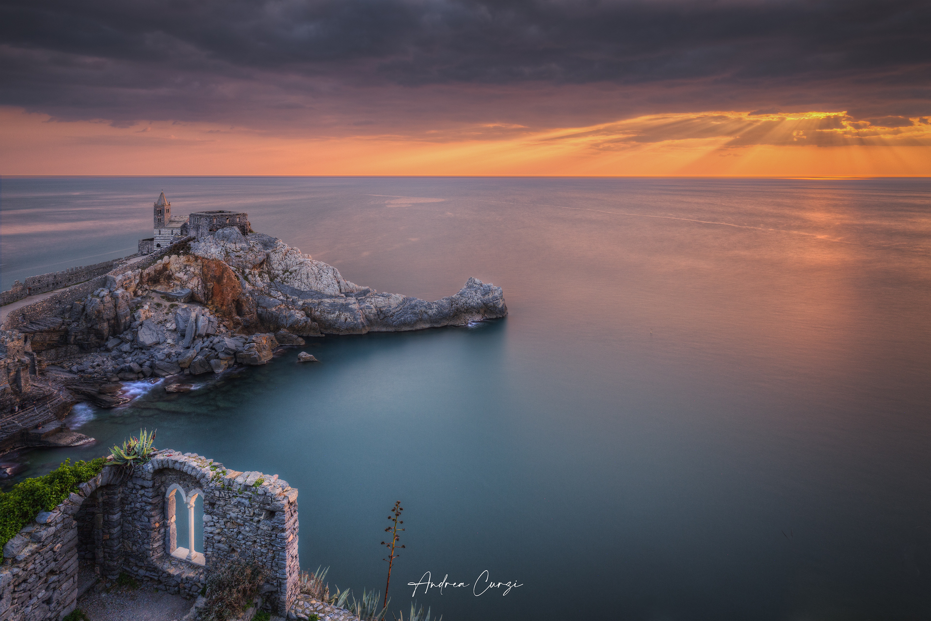 Tramonto su Portovenere