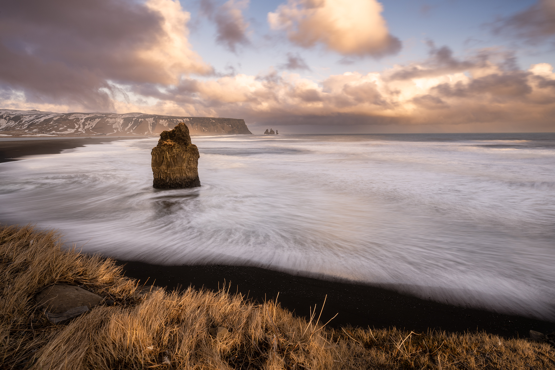 Tramonto a Reynisfjara