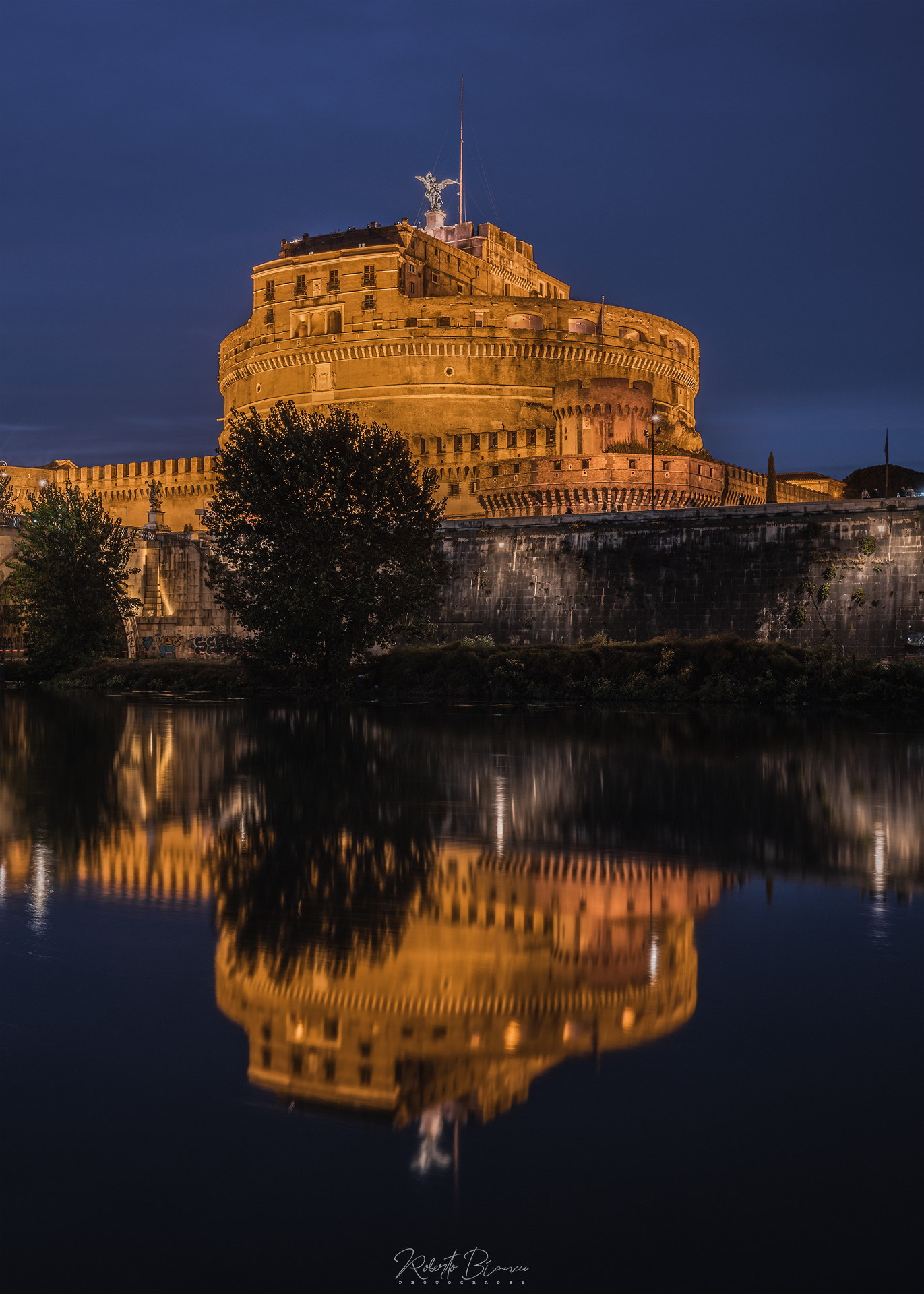 Mirroring Castel S. Angelo