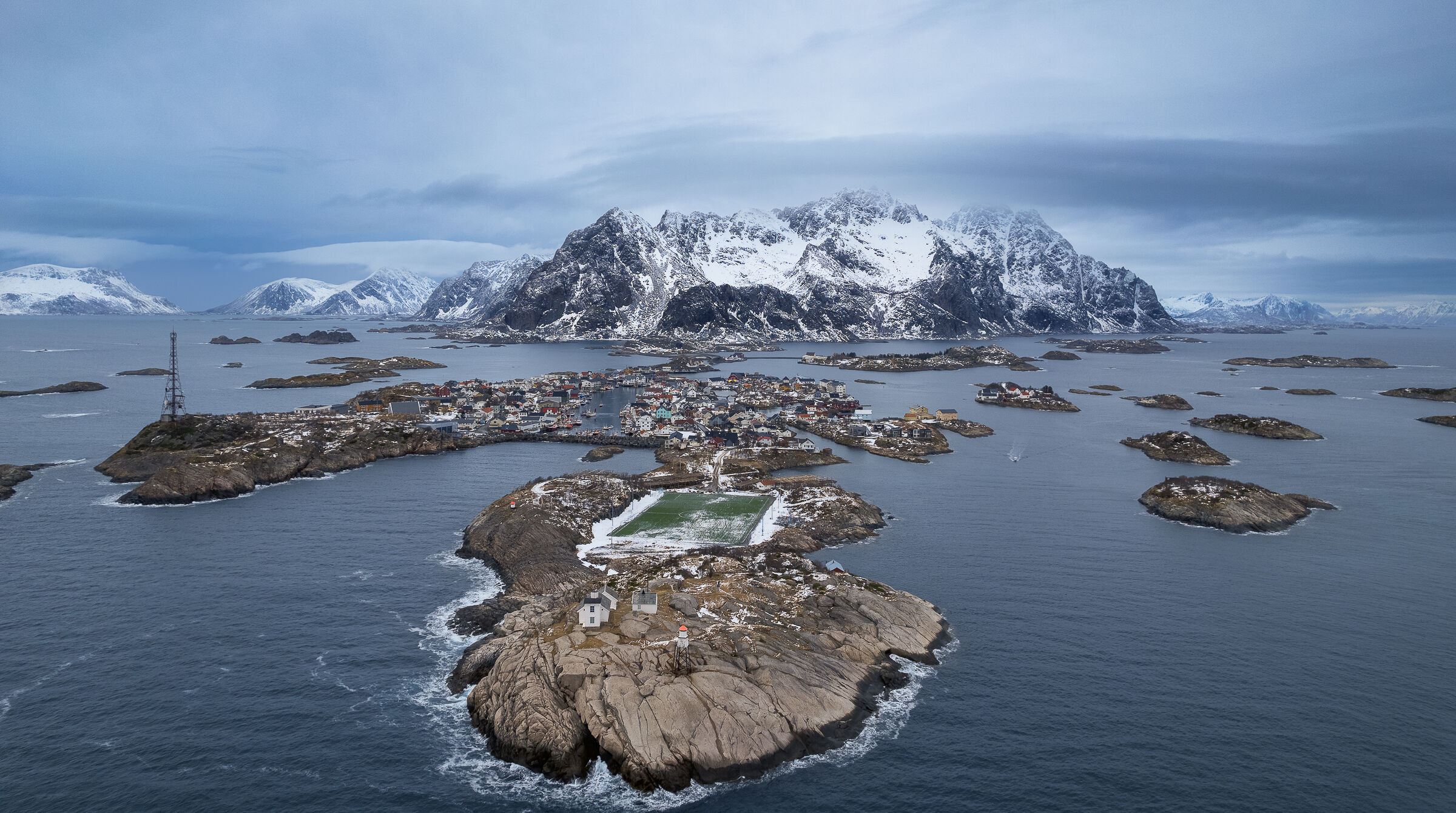 Henningsvaer. the Venice of Lofoten