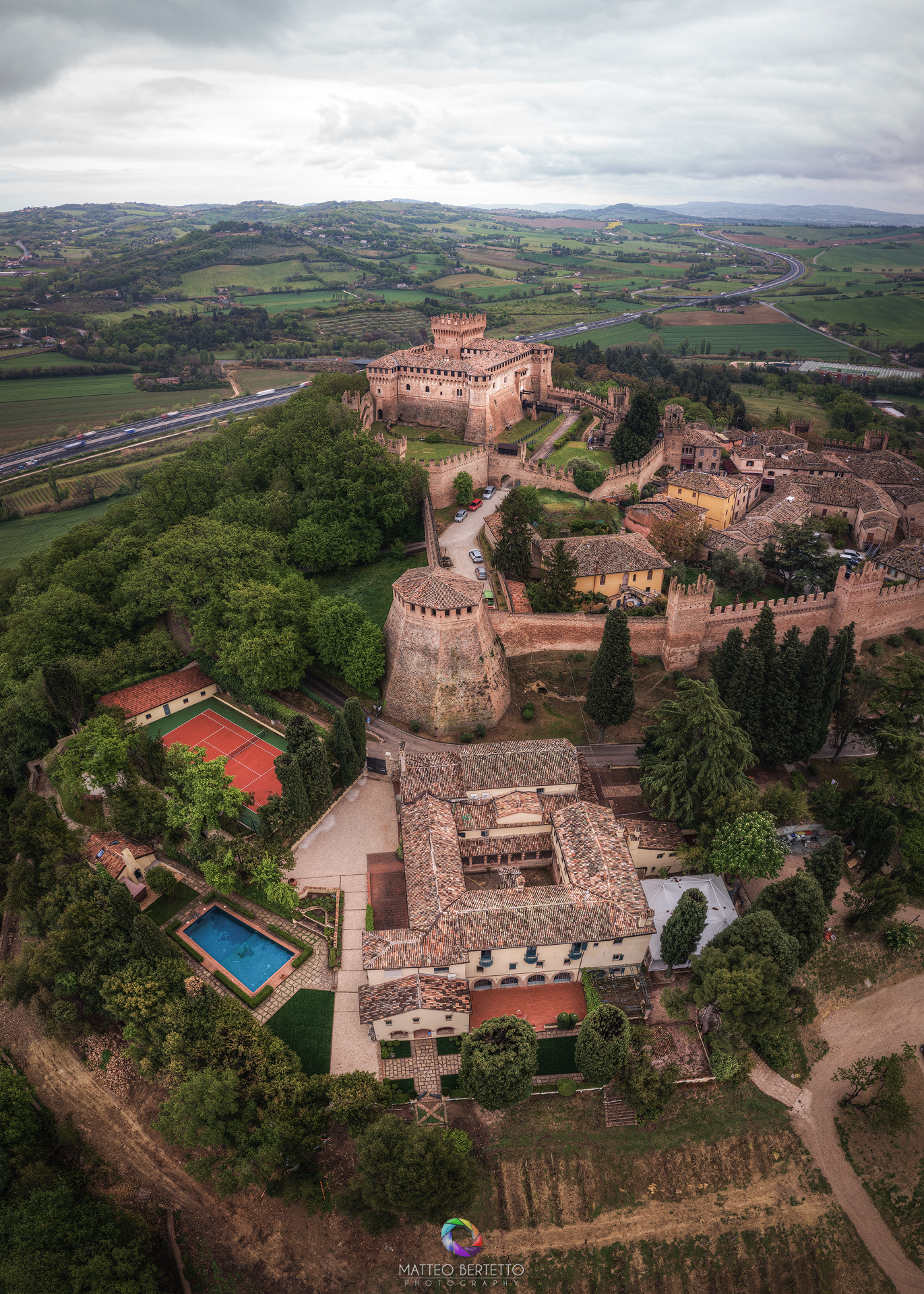 Gradara Car Hire