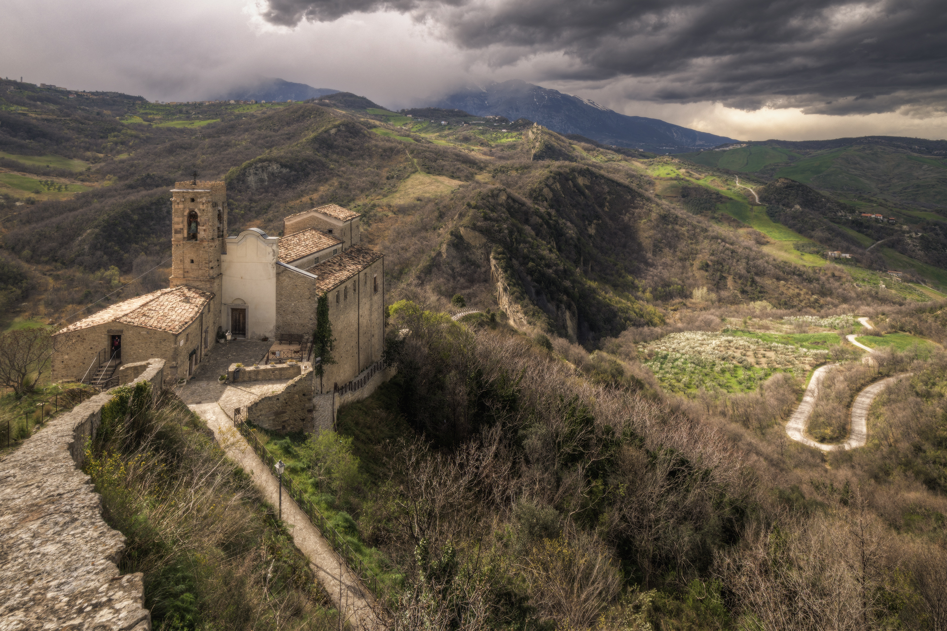 Roccascalegna