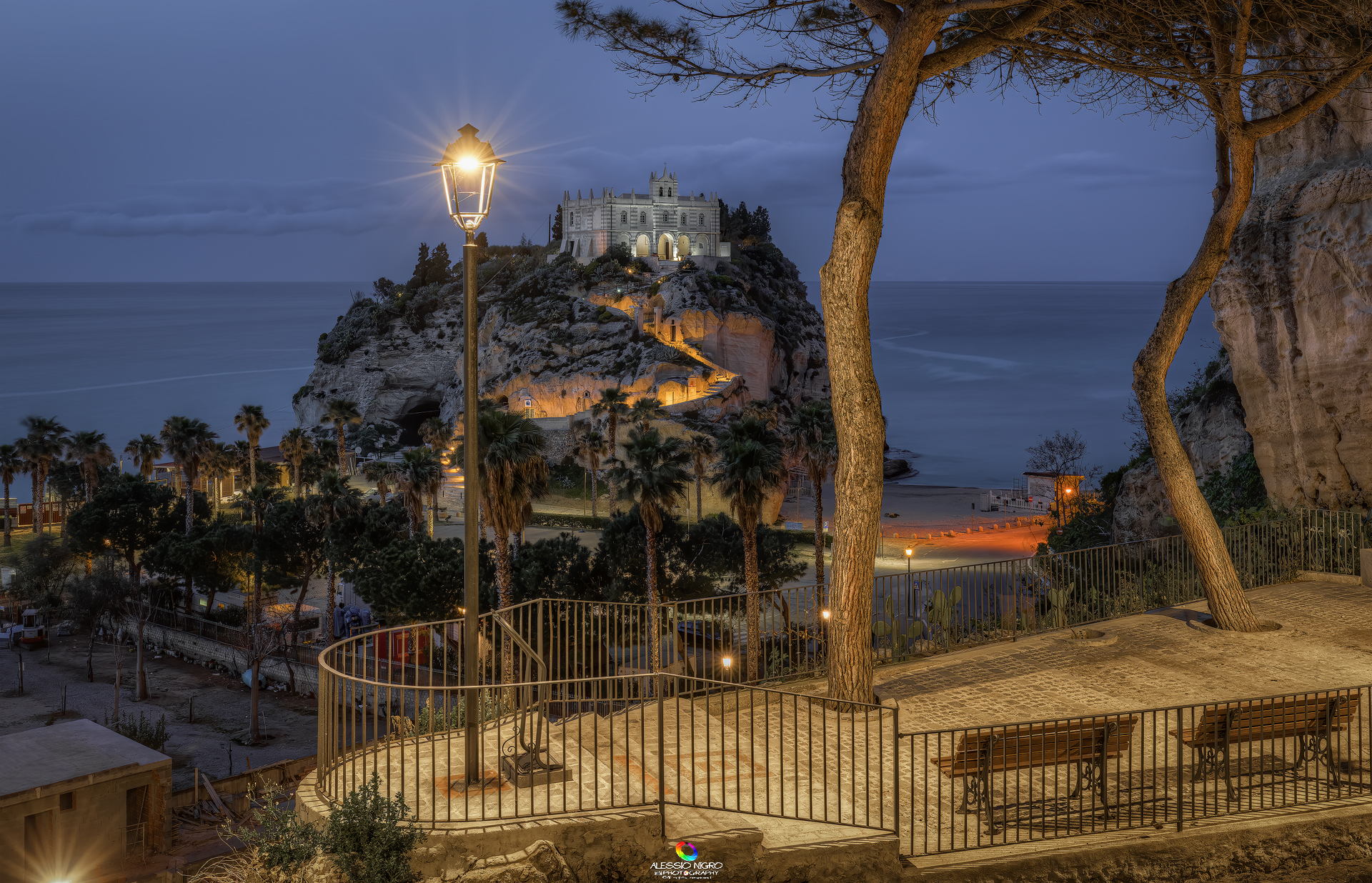 Santuario di Santa Maria Dell'Isola di Tropea