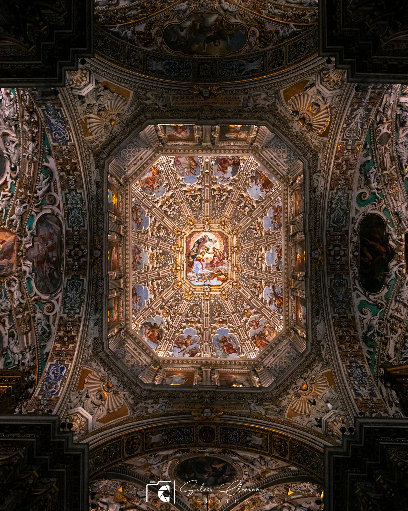 Duomo di Bergamo dal basso