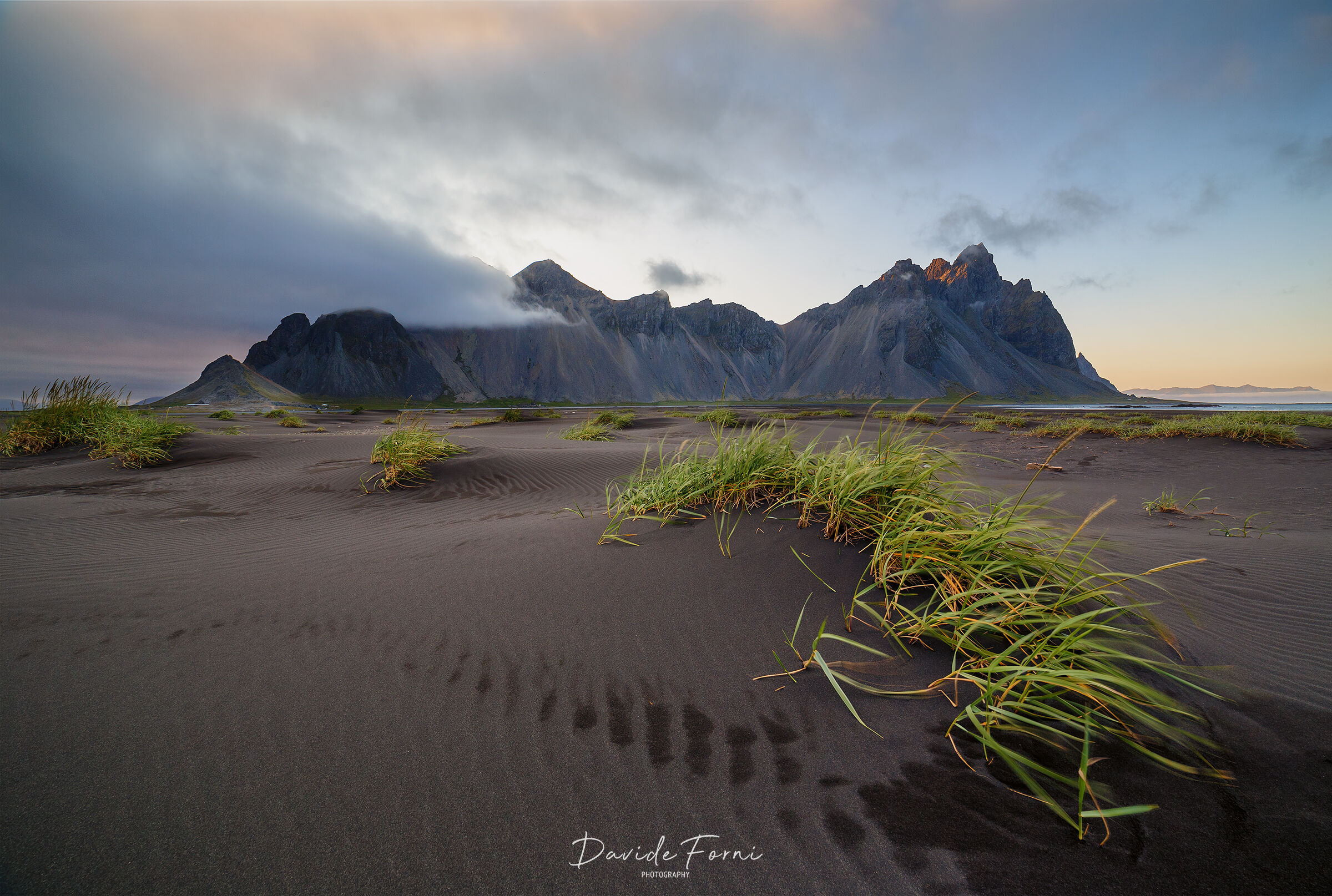 Luce serale al Vestrahorn