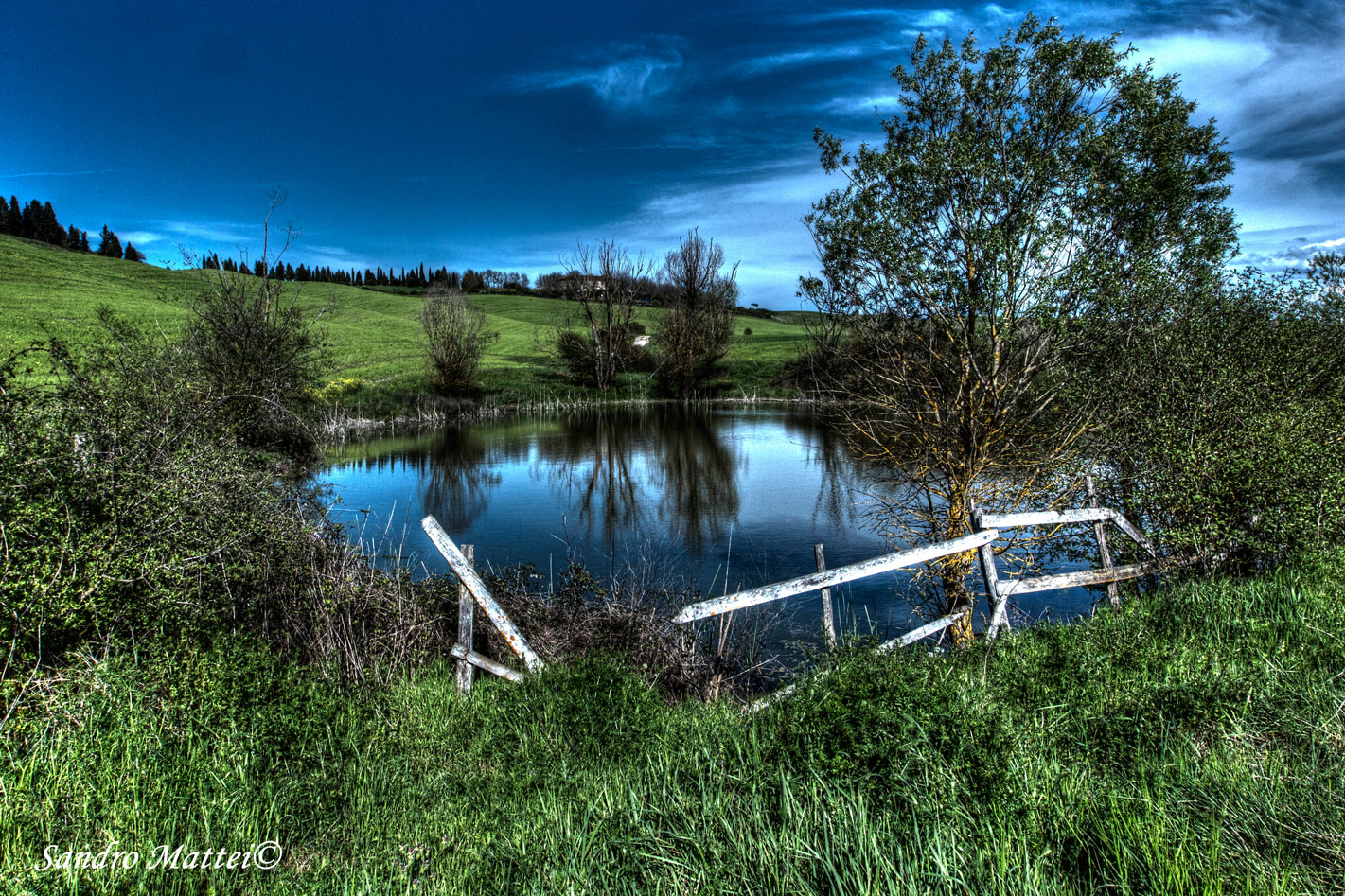 laghetto tra le crete