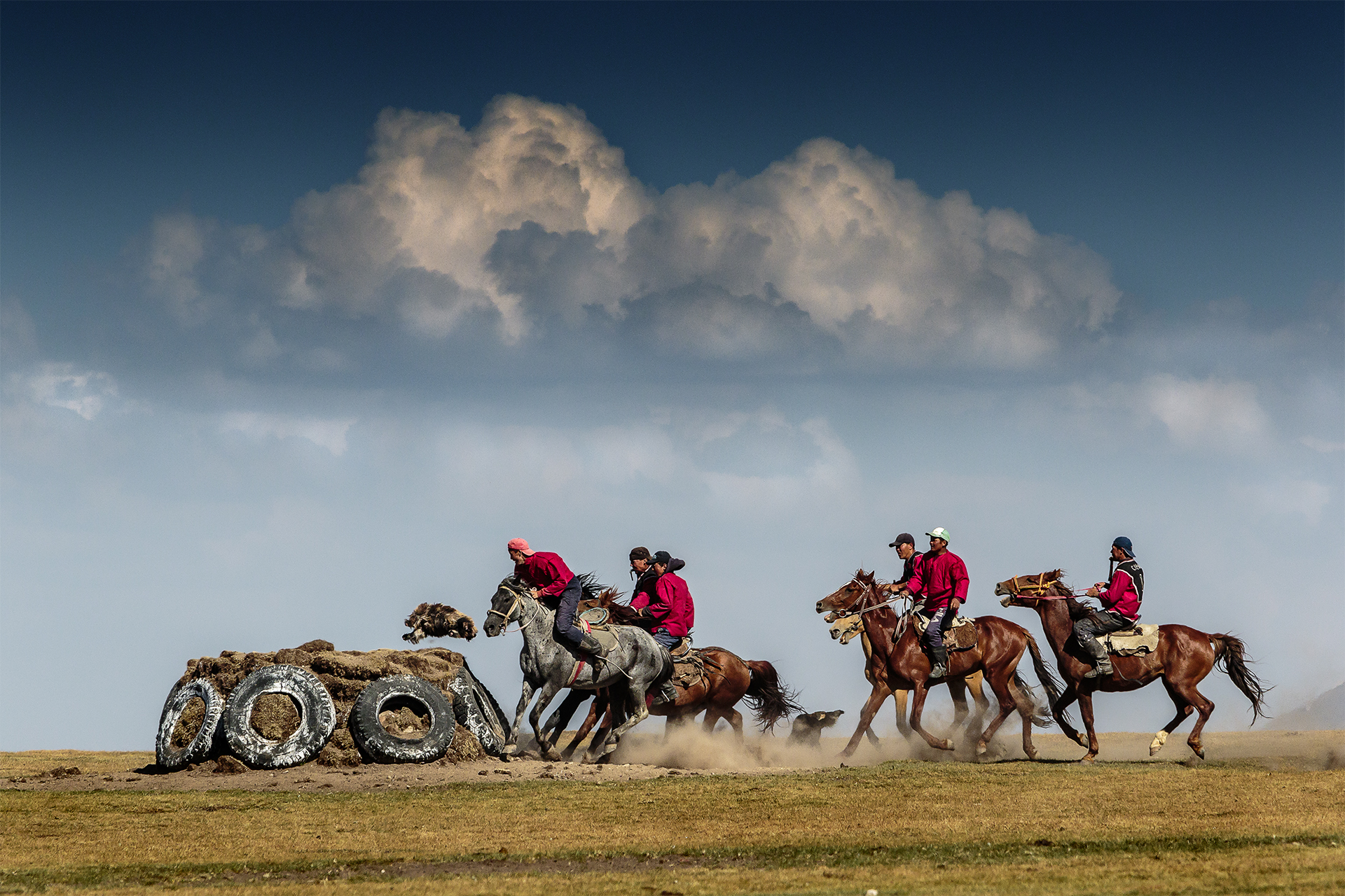 Kok-boru in Son Kul Lake, Kirghizistan 2019