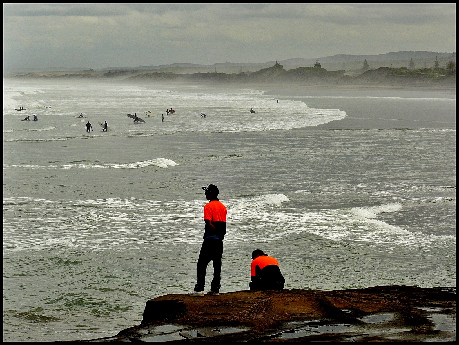 I surfisti guardavano