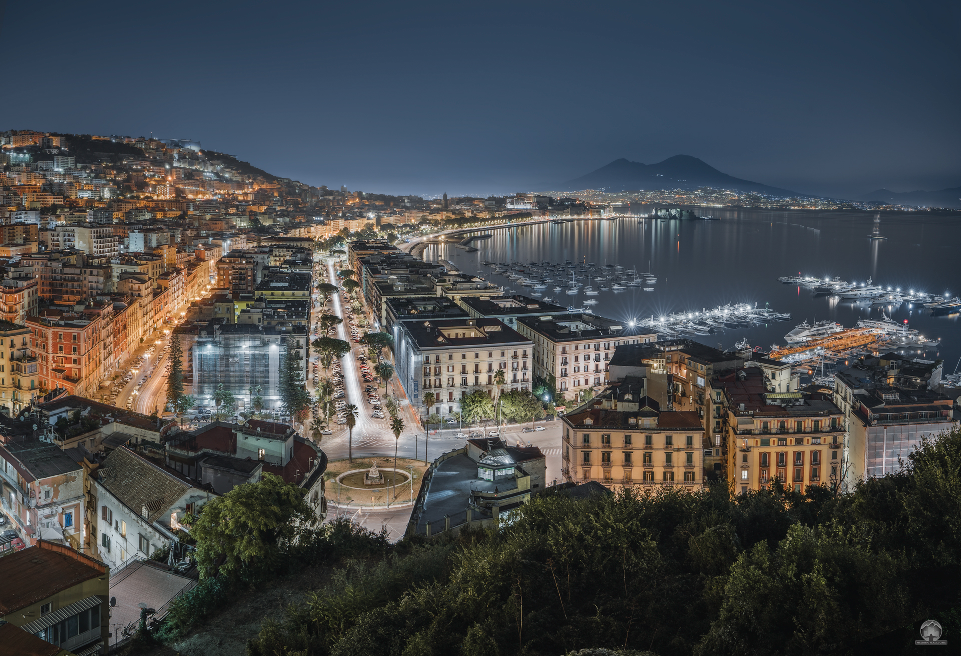 Naples a thousand colors