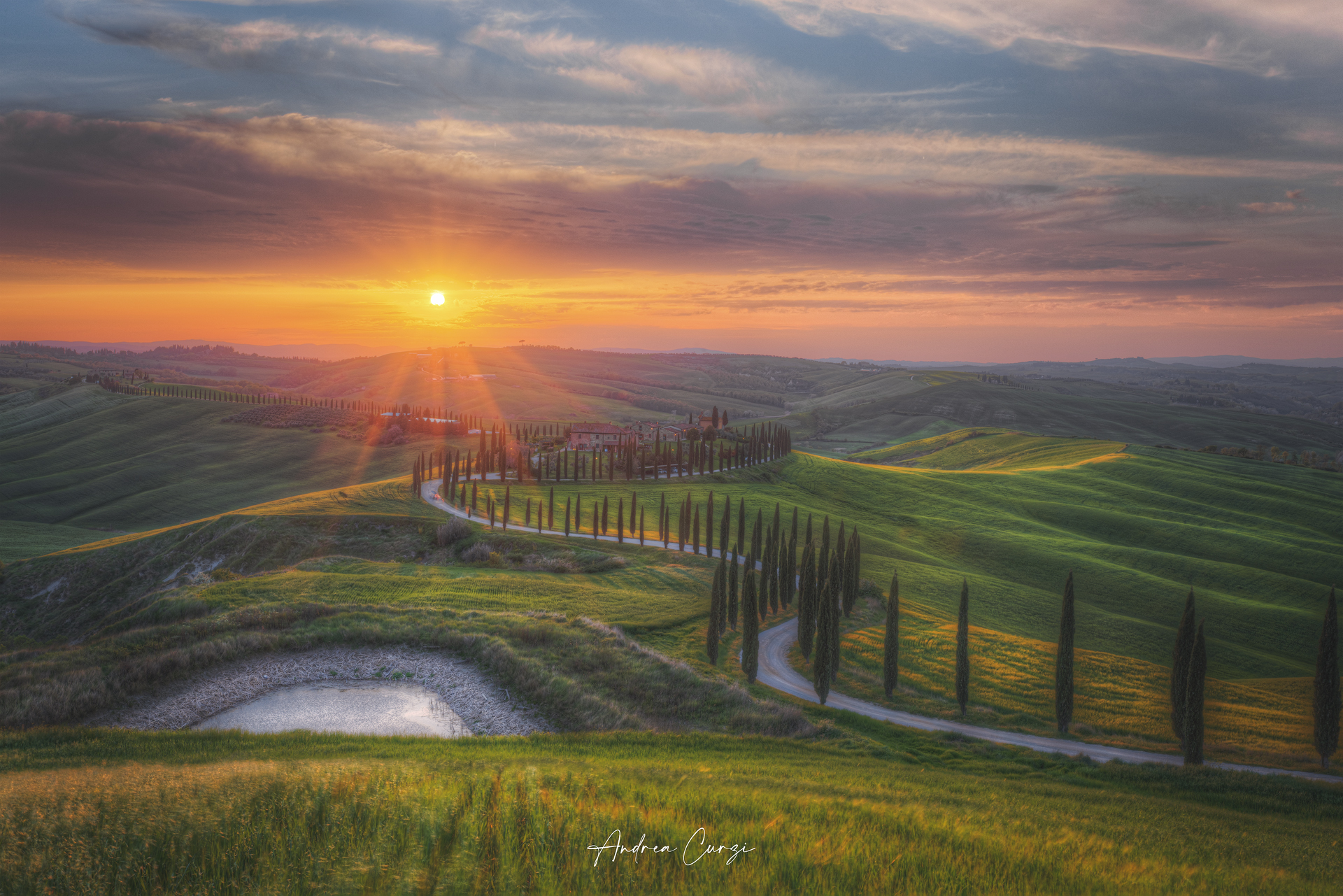 A fantastic sunset at Baccoleno - Val D'orcia