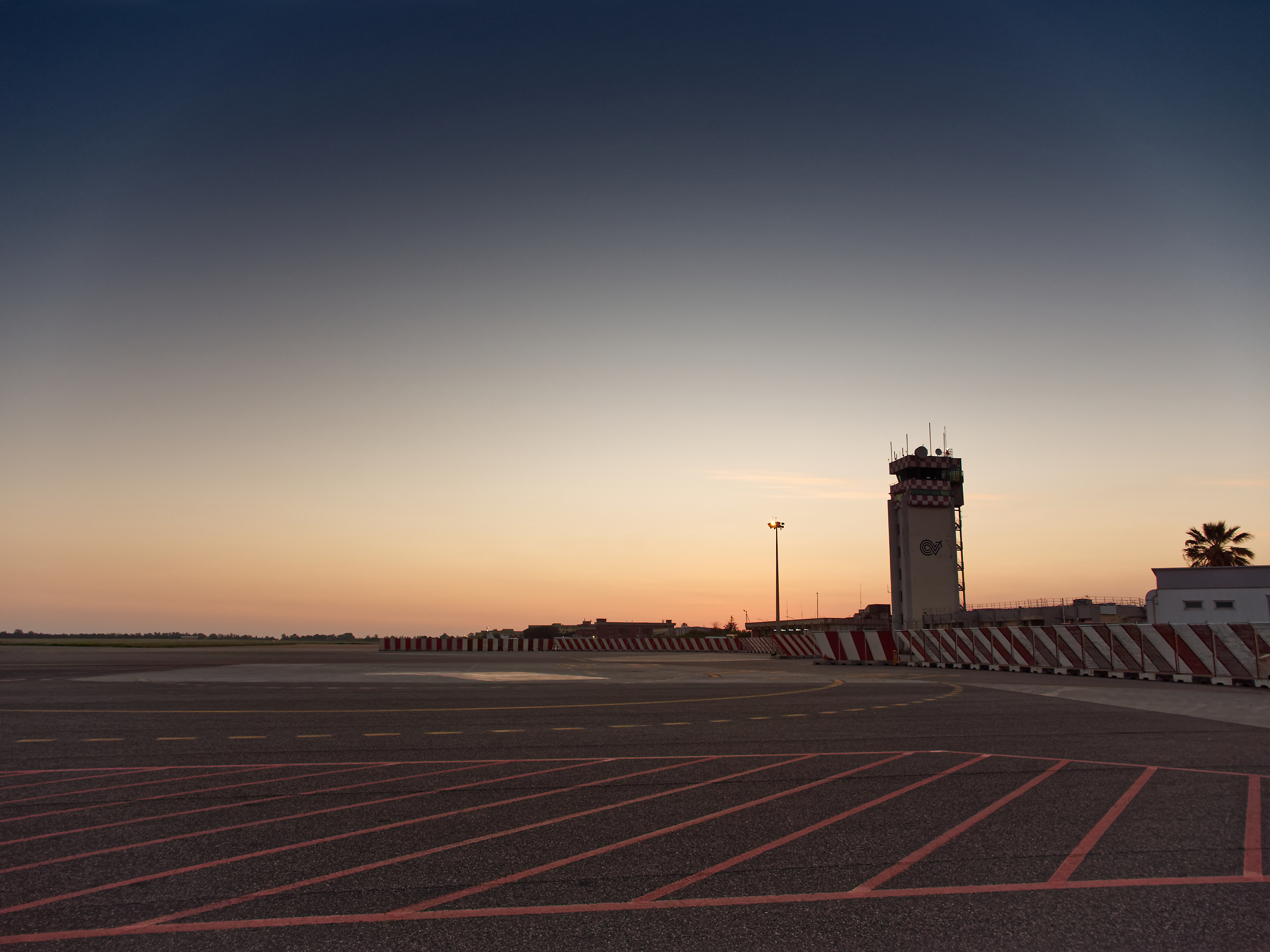 Sunset on the plain of Sant'Eufemia