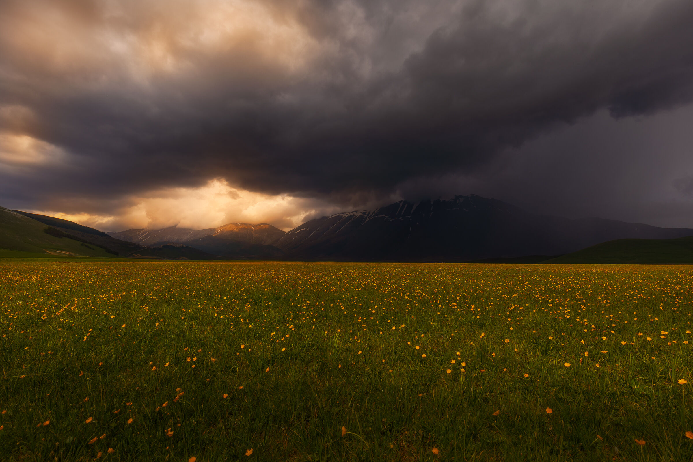 la battaglia tra il sole e la pioggia