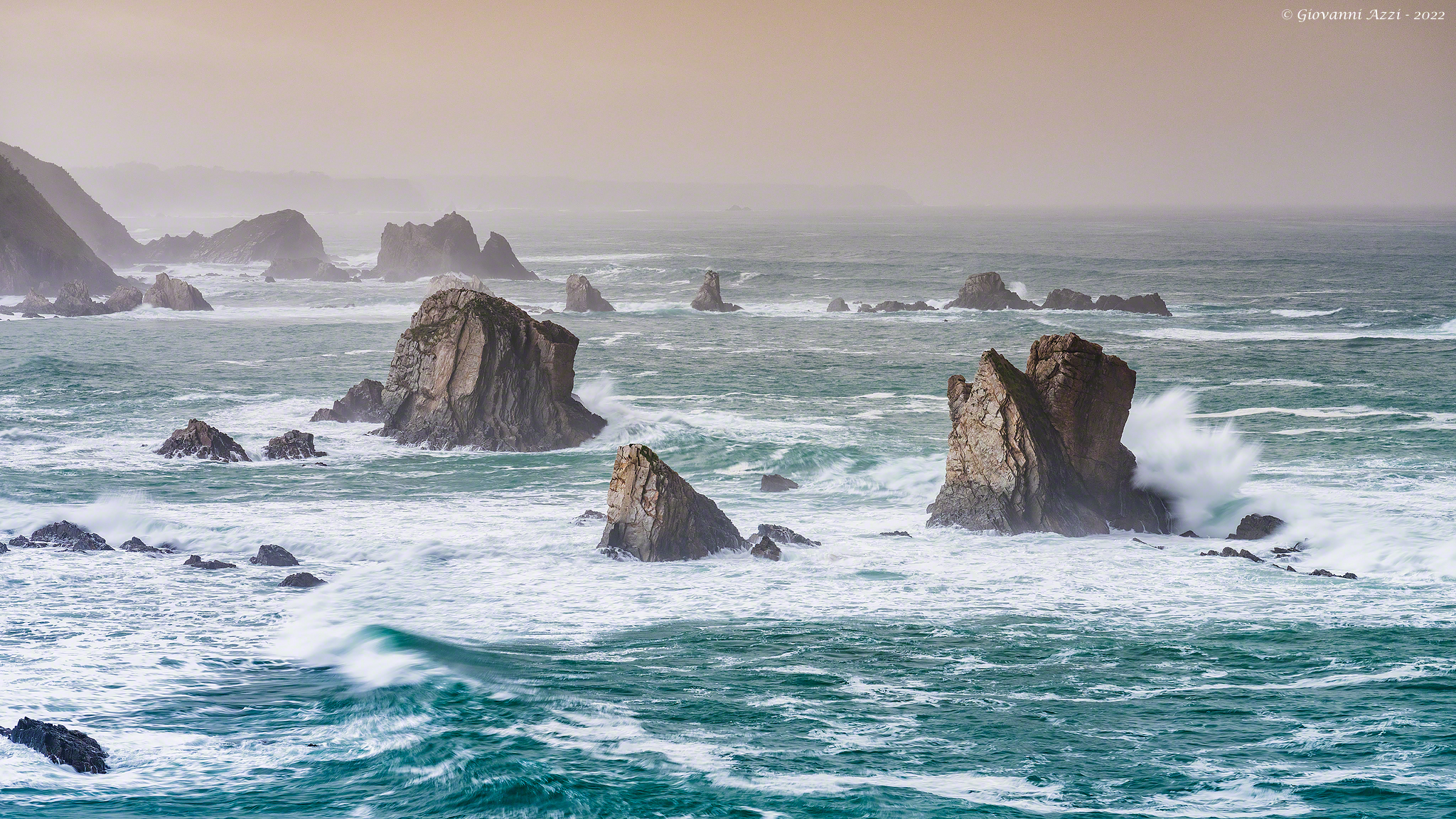 Sandy atmosphere in the Atlantic