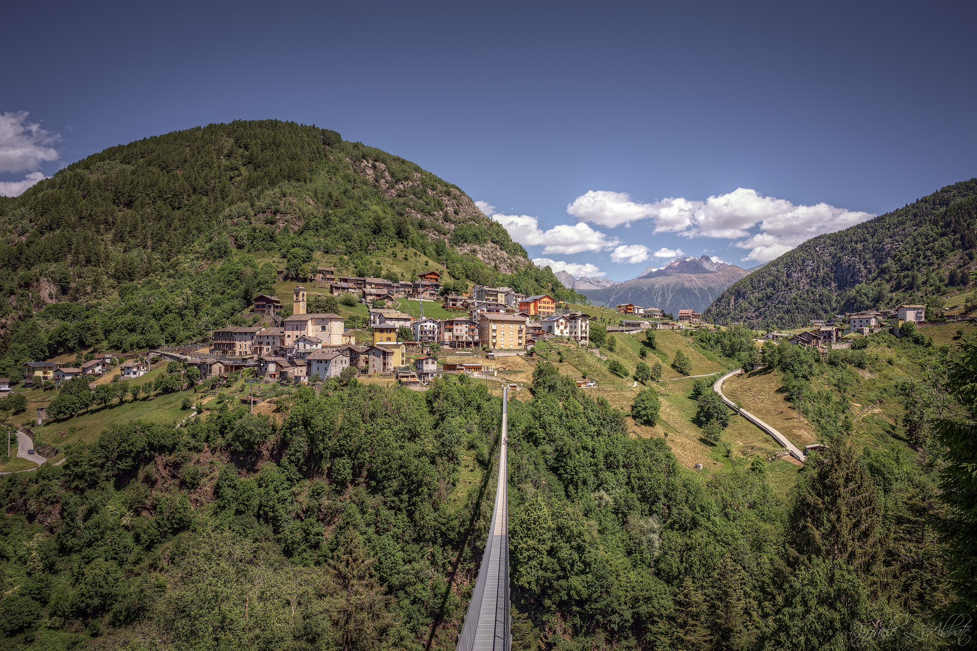 Valle Del Tartano e Il Ponte nel cielo