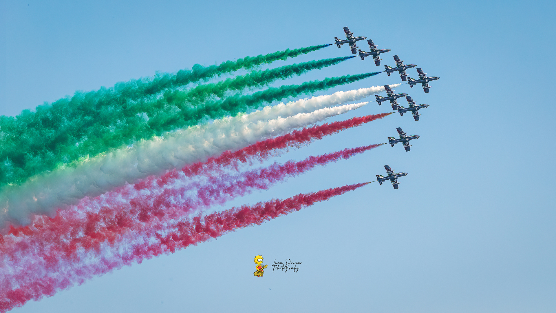 Arrows on Amerigo Vespucci