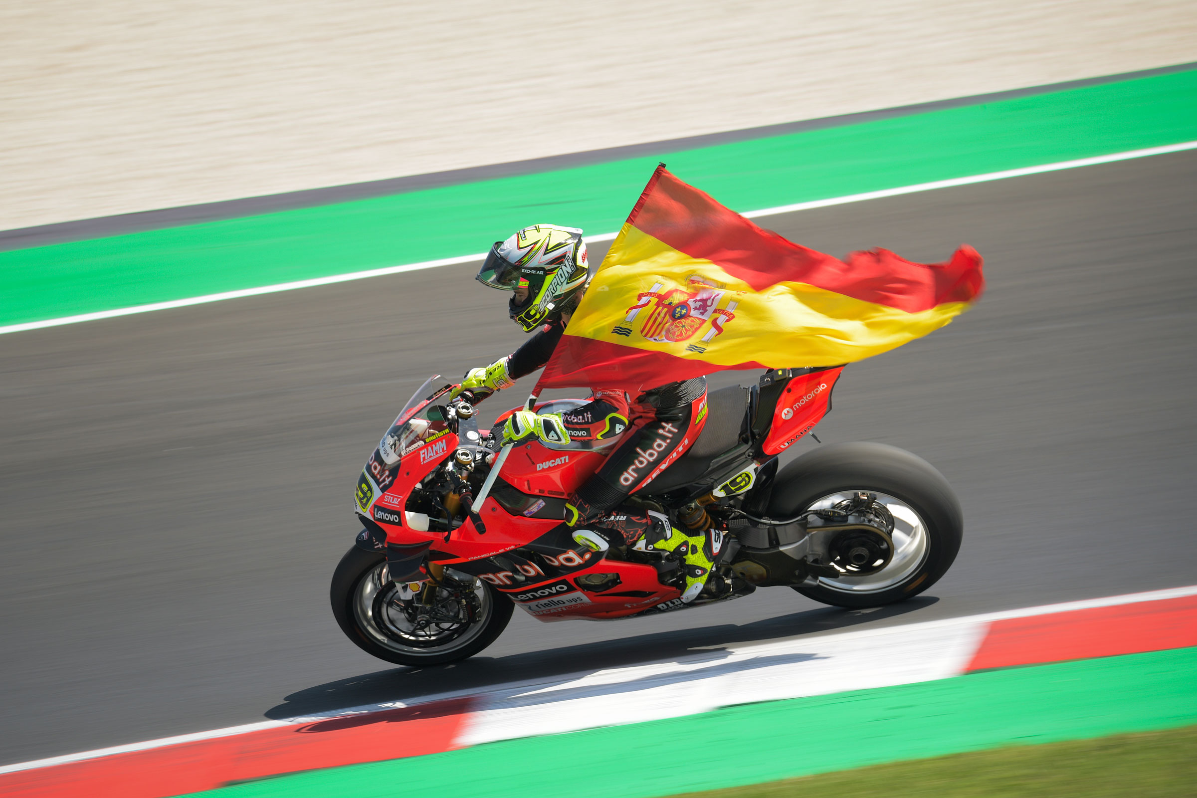 Superpole Race, Rosso Bautista