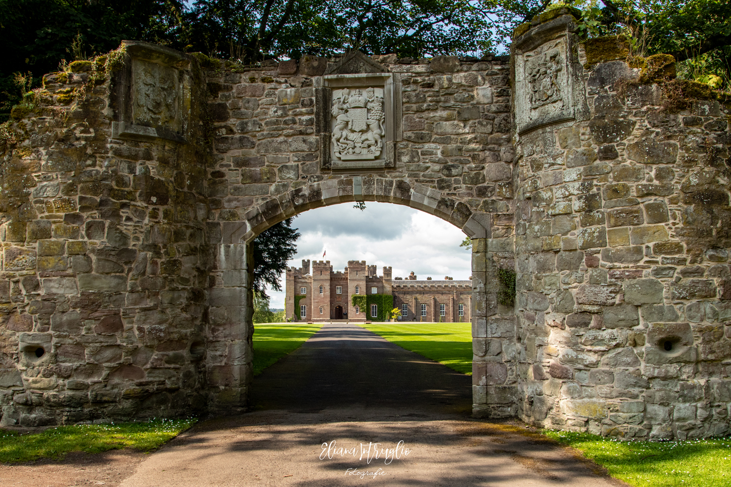 At the gates of Scone Palace