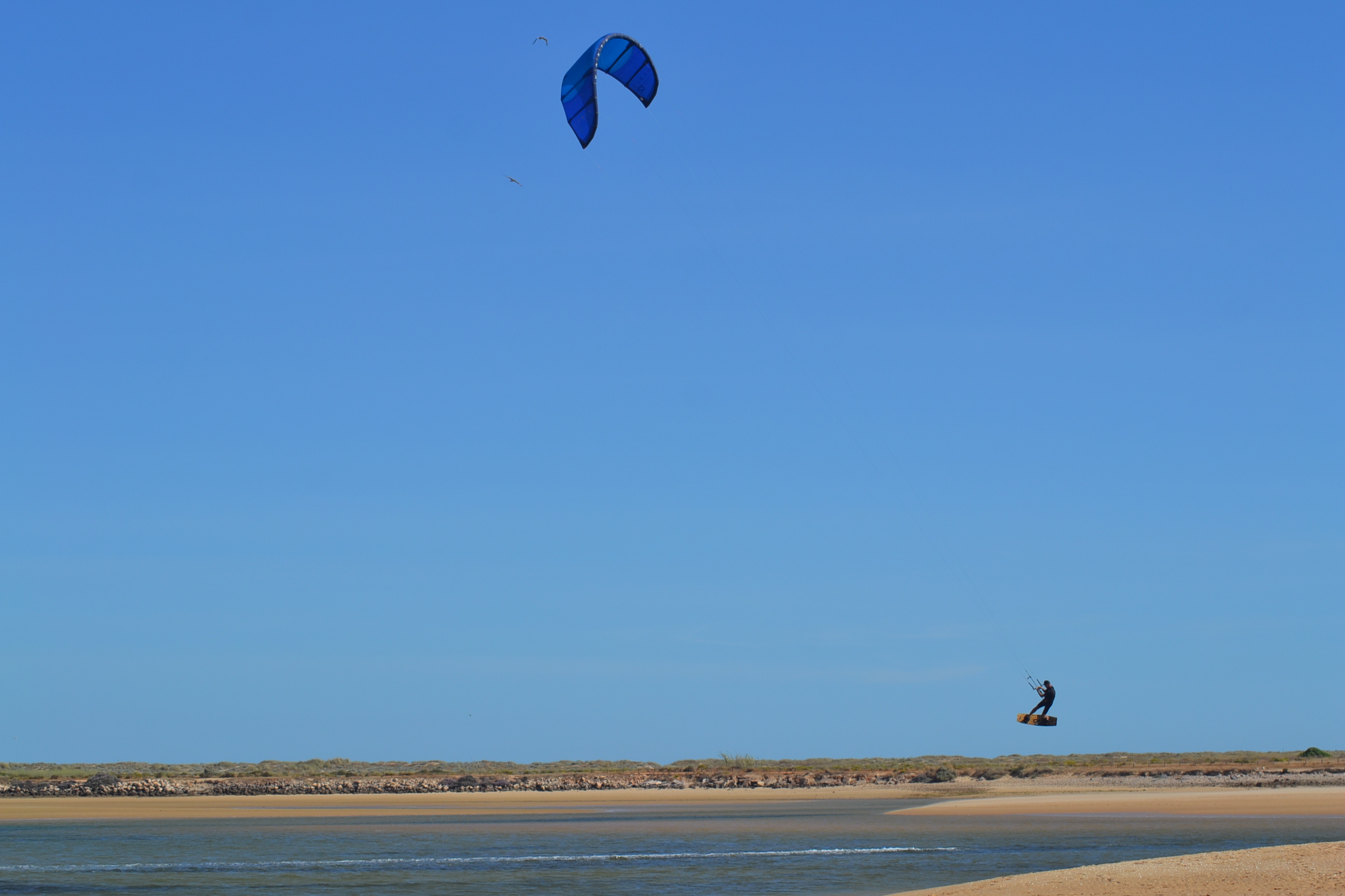 some jump in kitesurfing at Alvor
