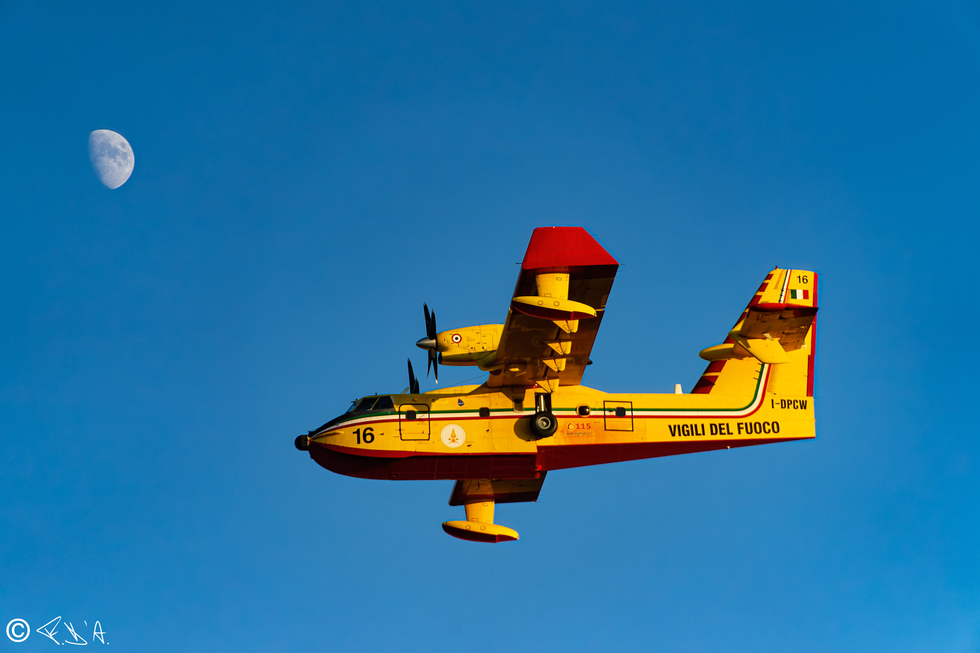 Canadair CL-415