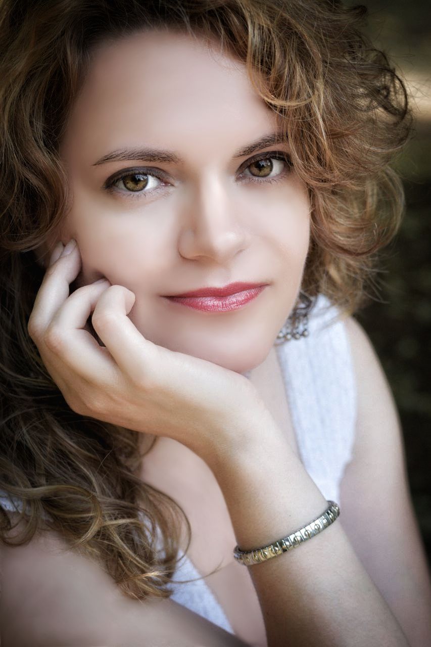 Romina unconscious beauty