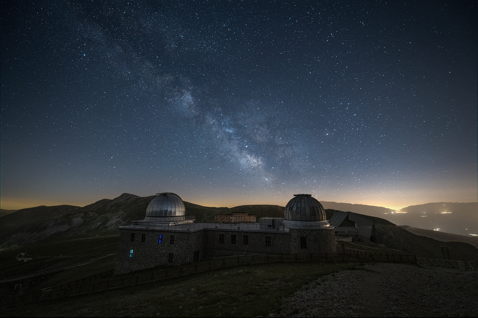 Observe the observatory