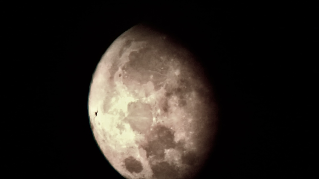 Ops un aereo mak 102