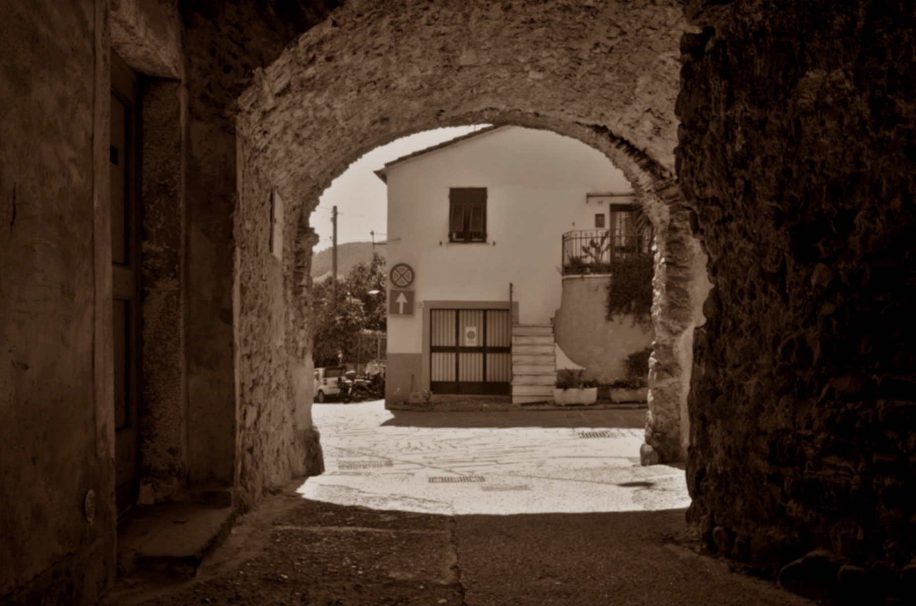 Felettino District 2