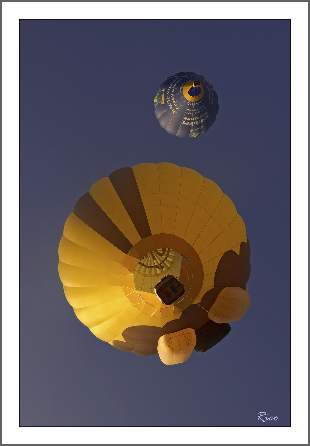 Hot Air Balloons at Paestum