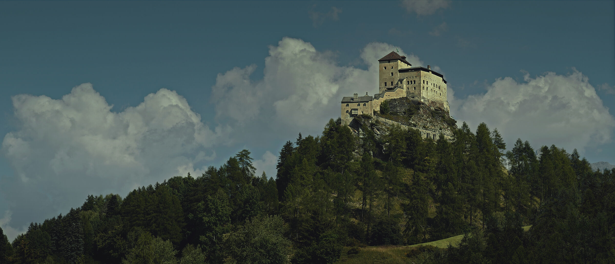 Tarasp Castle