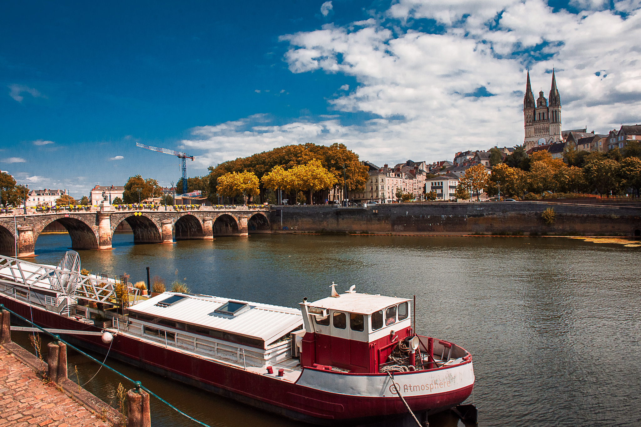 Docking on the Loire