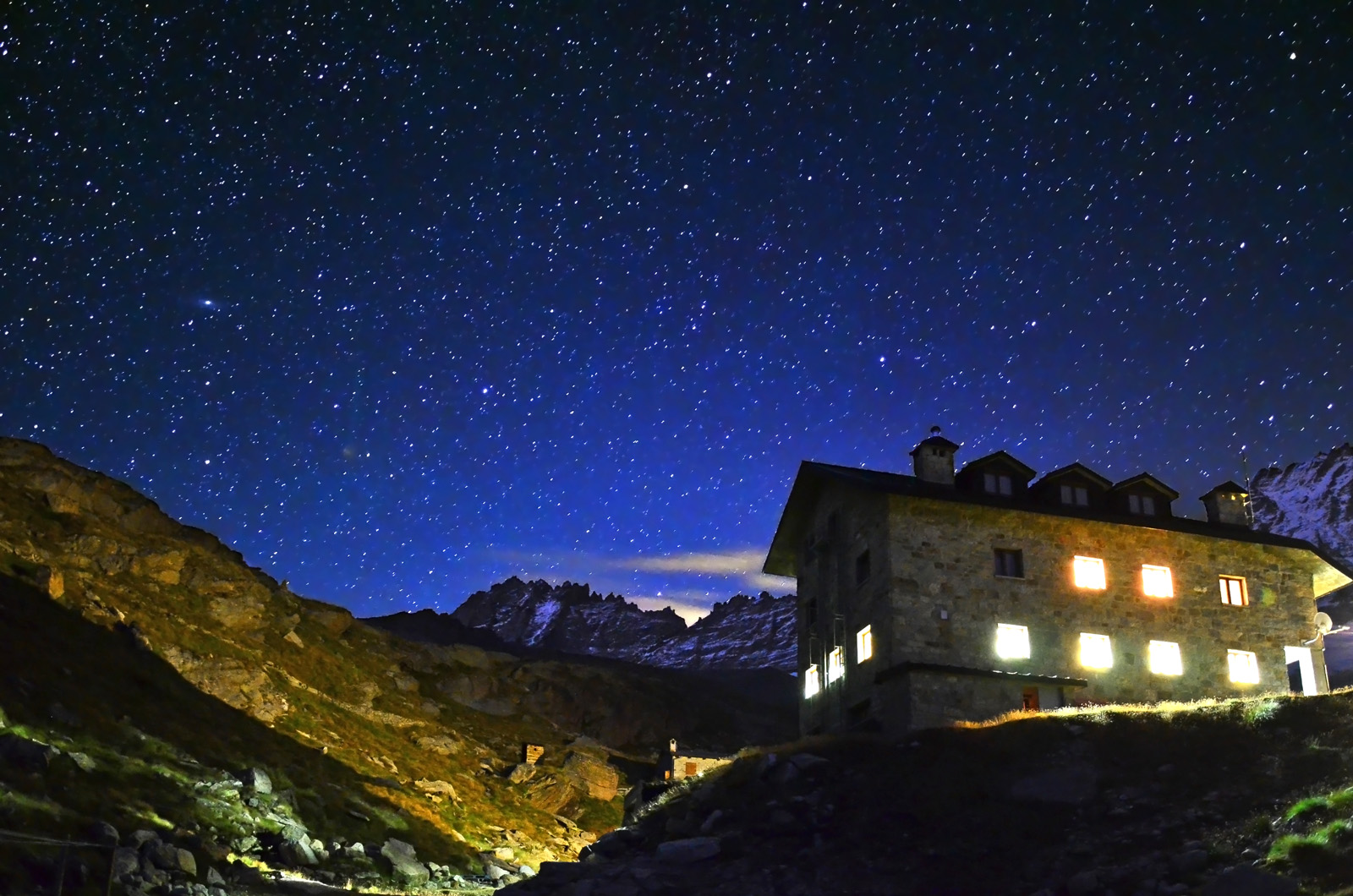 Shelter under the stars