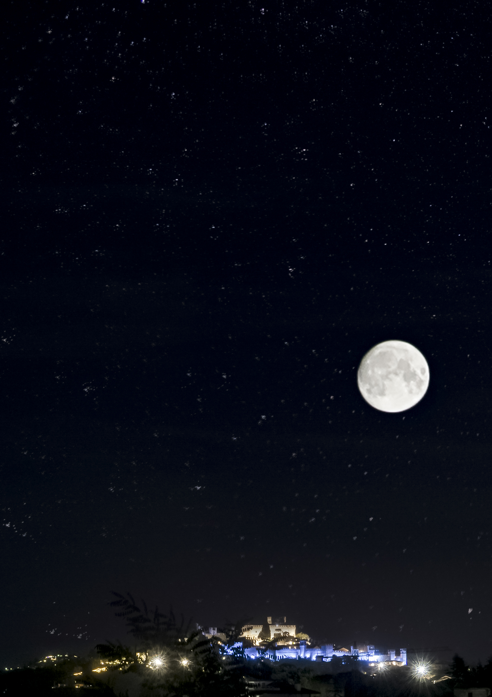 Gradara sotto la luna