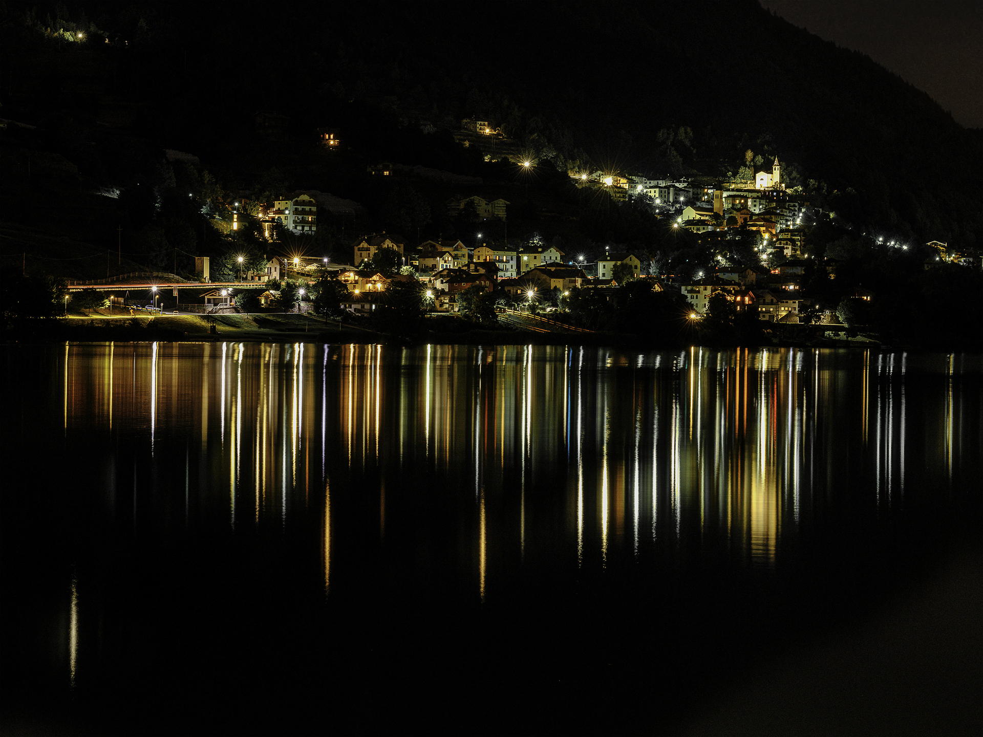 riflessi lago di serraia