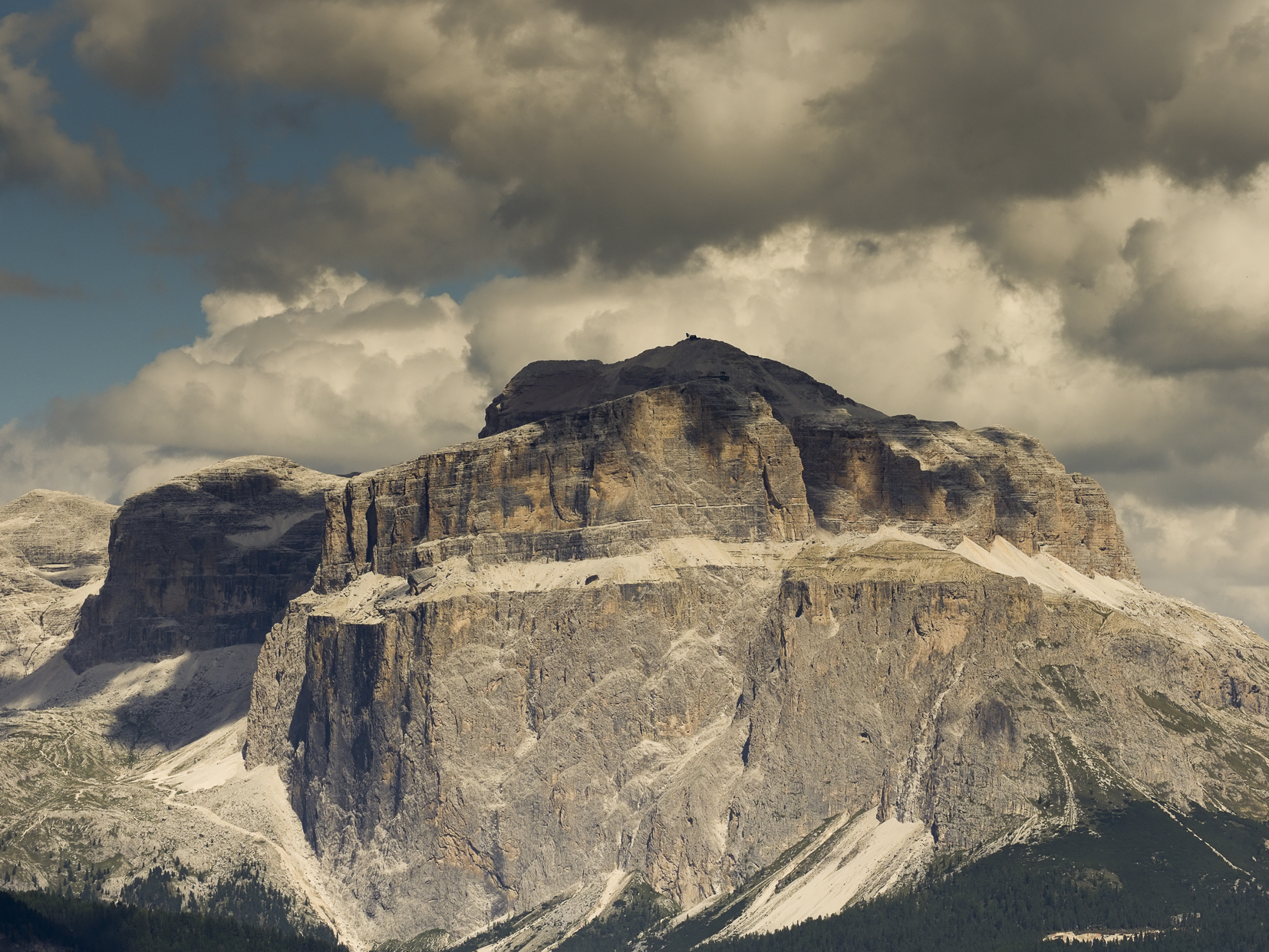 Il Pordoi fotografato dal Catinaccio