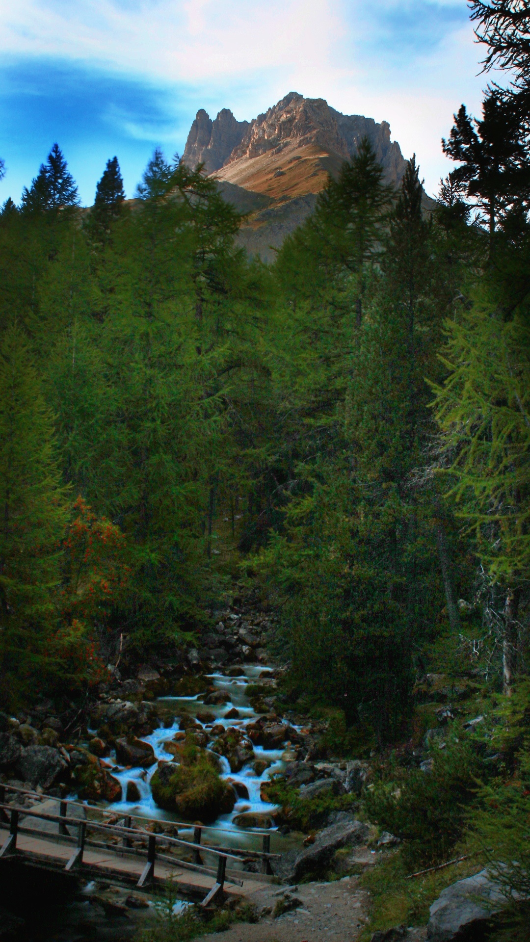 Narrow Valley - Grand Seru