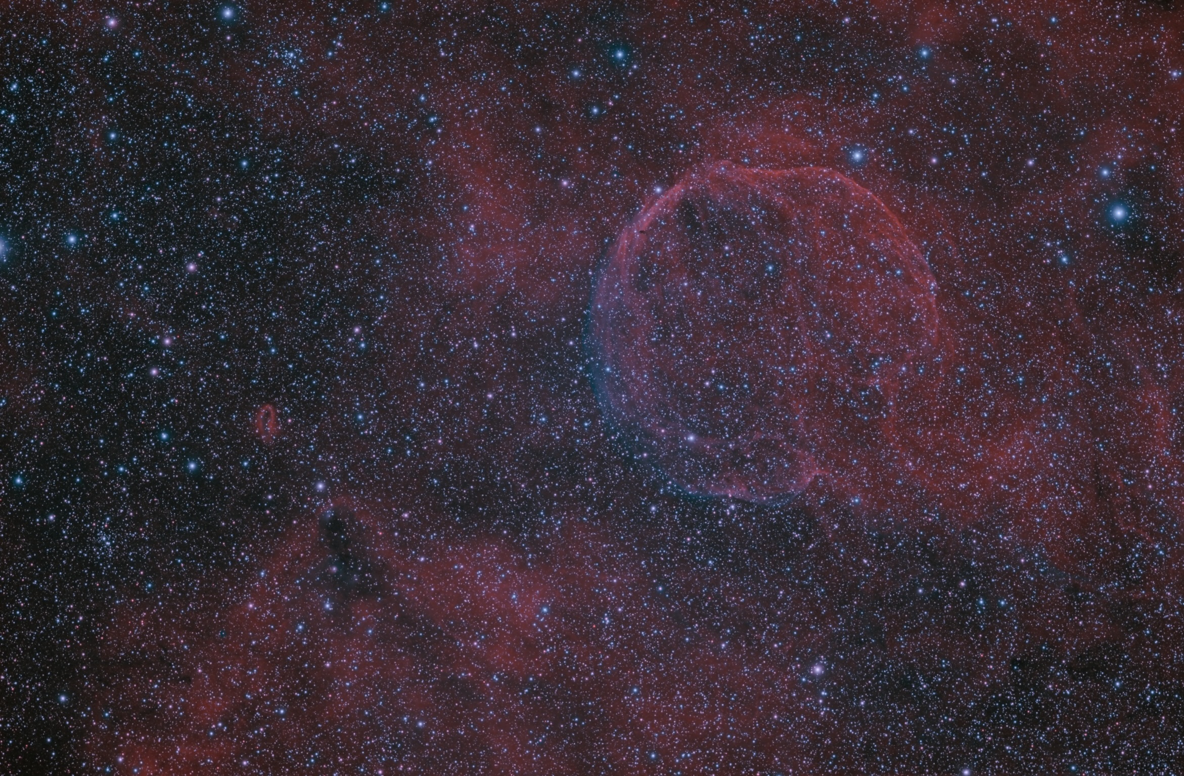 lbn576 in Cassiopea e la piccola Planetaria Pk116+00.1