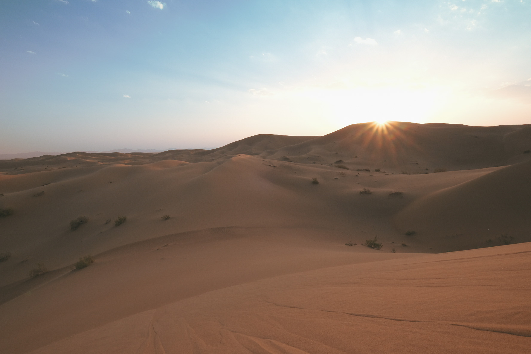 Sunset in the Varzaneh desert