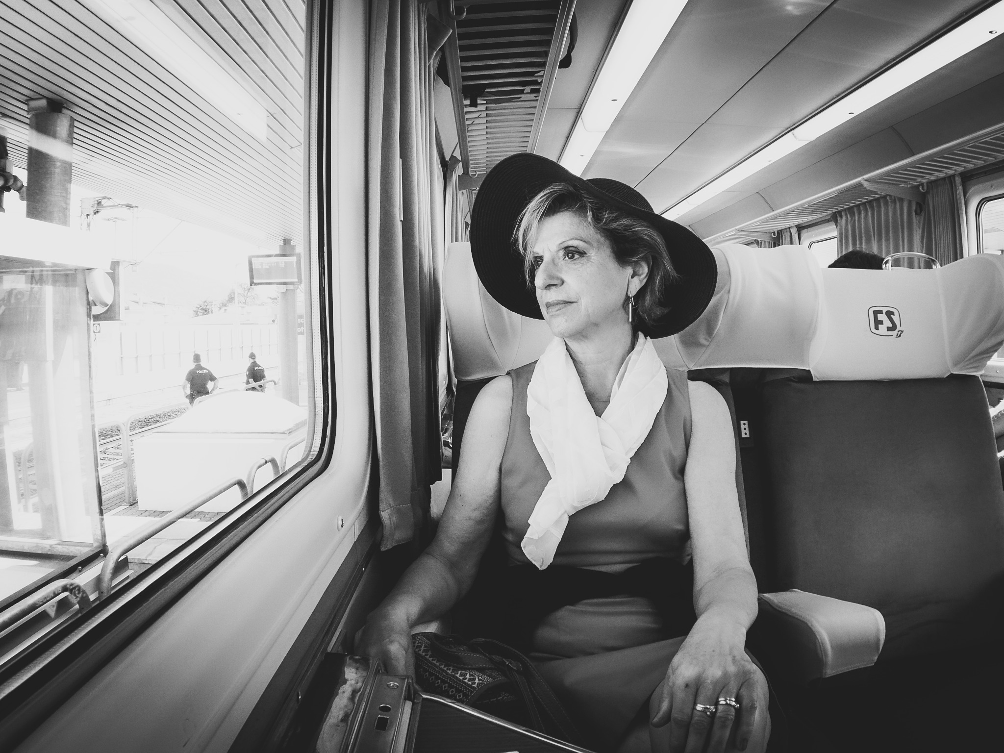 obiettivo Rockstar 10mm f8.0