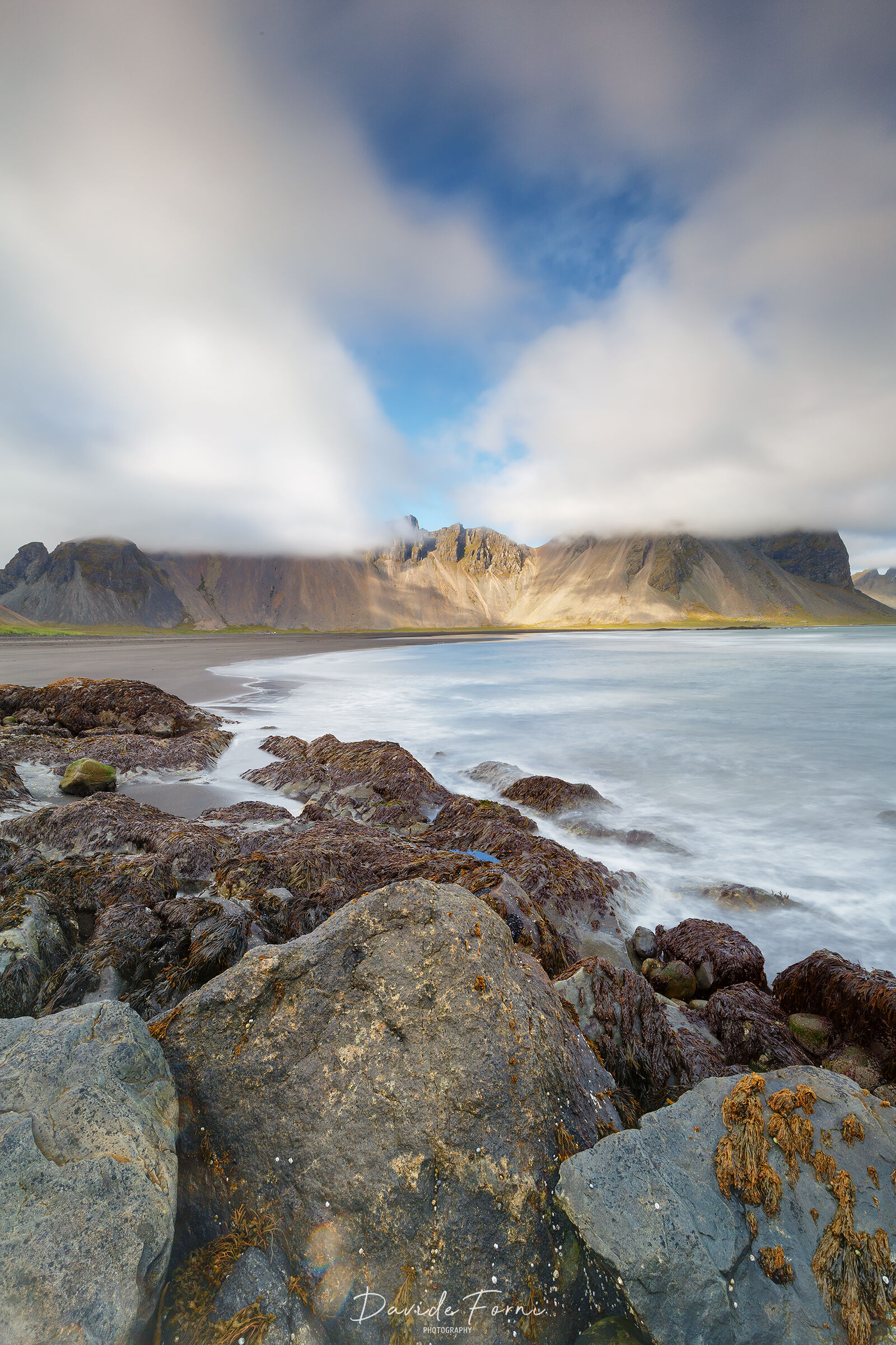 The sun arrives on the Vestrahorn chain