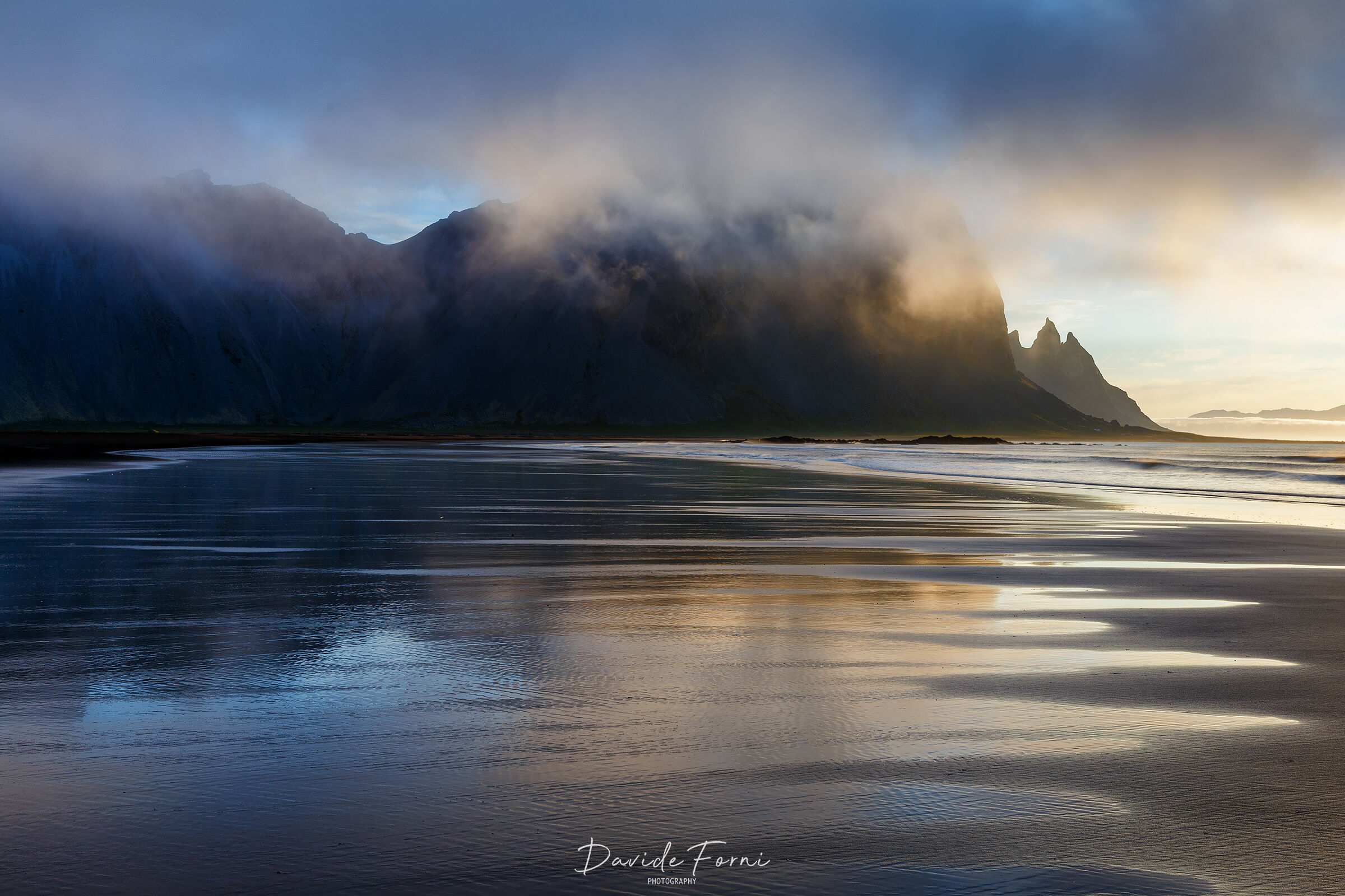 Vestrahorn beach at first light...