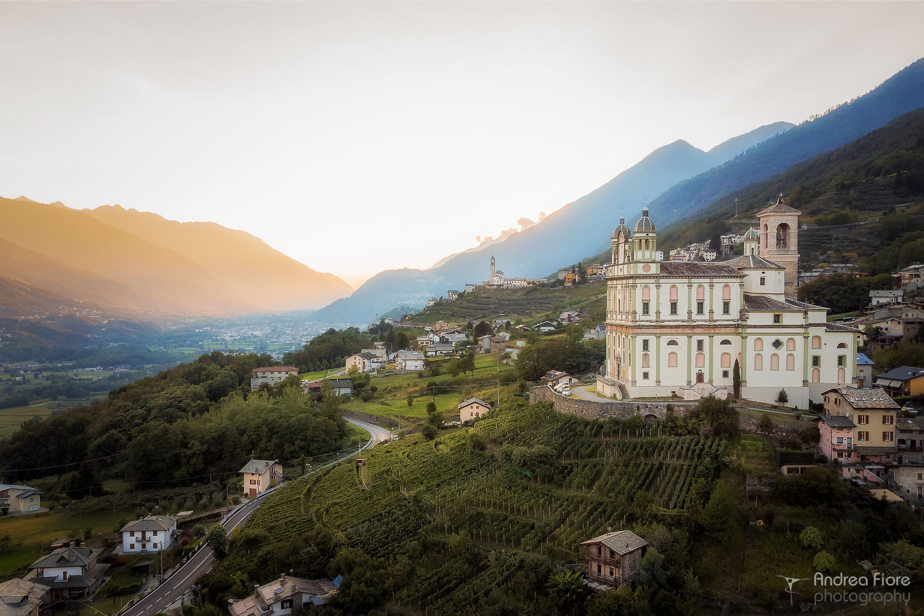 Valtellina and its churches