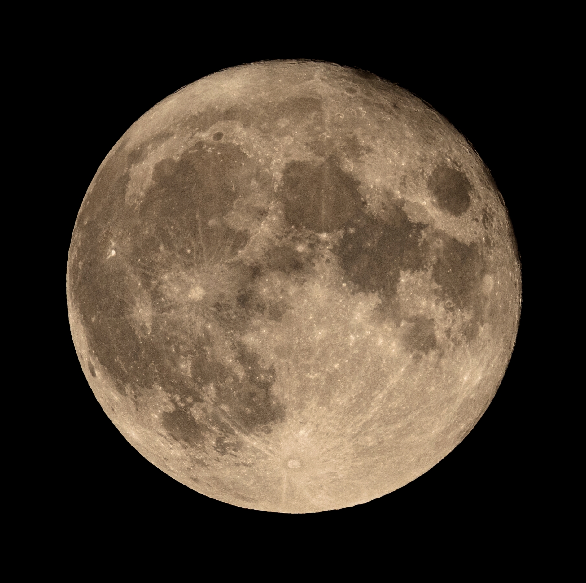 Luna piena 10/09/2022 ore 21:29 sigma 150 600 C