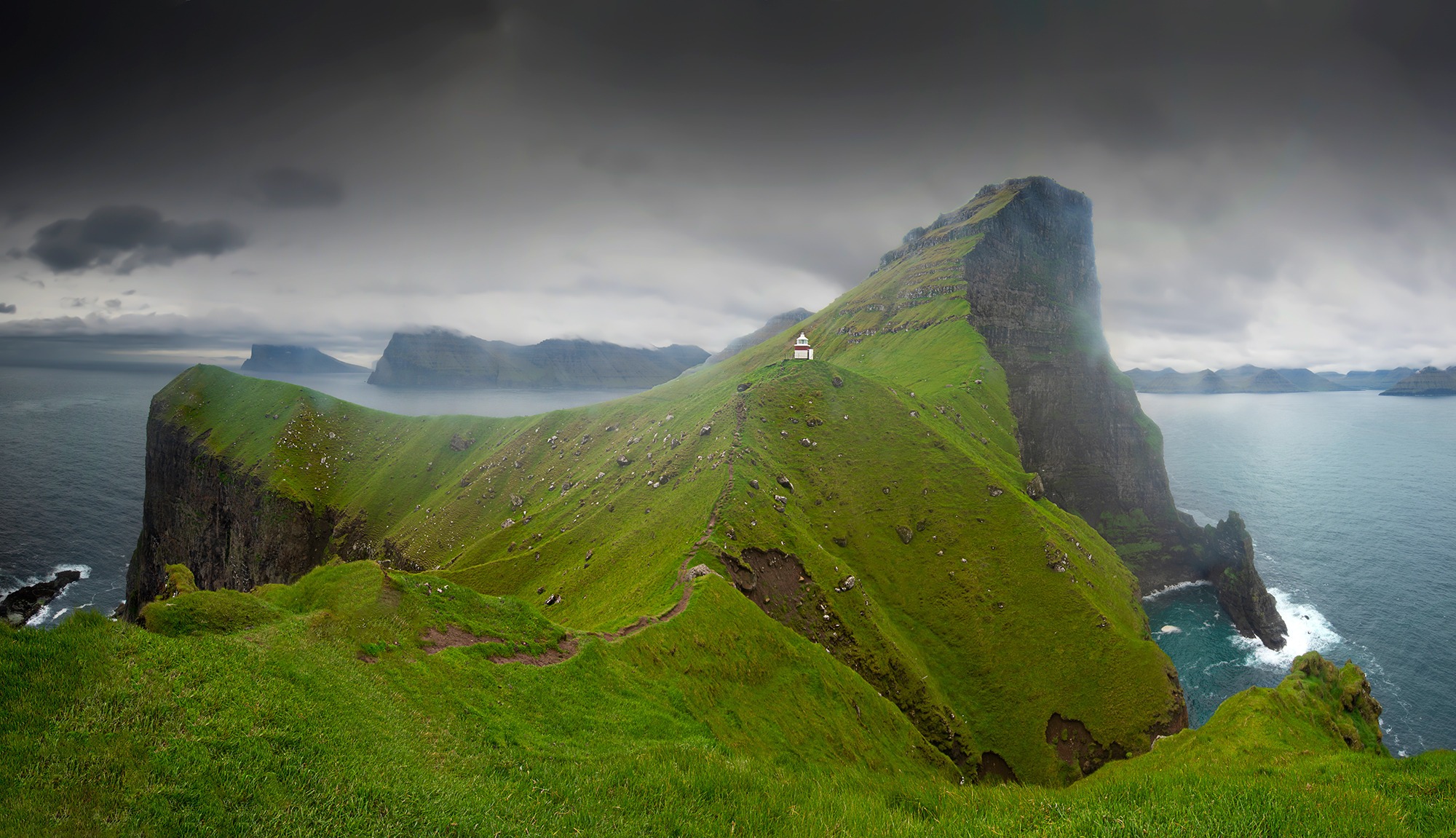 Overview at Kallur Lighthouse - Faroe Islands