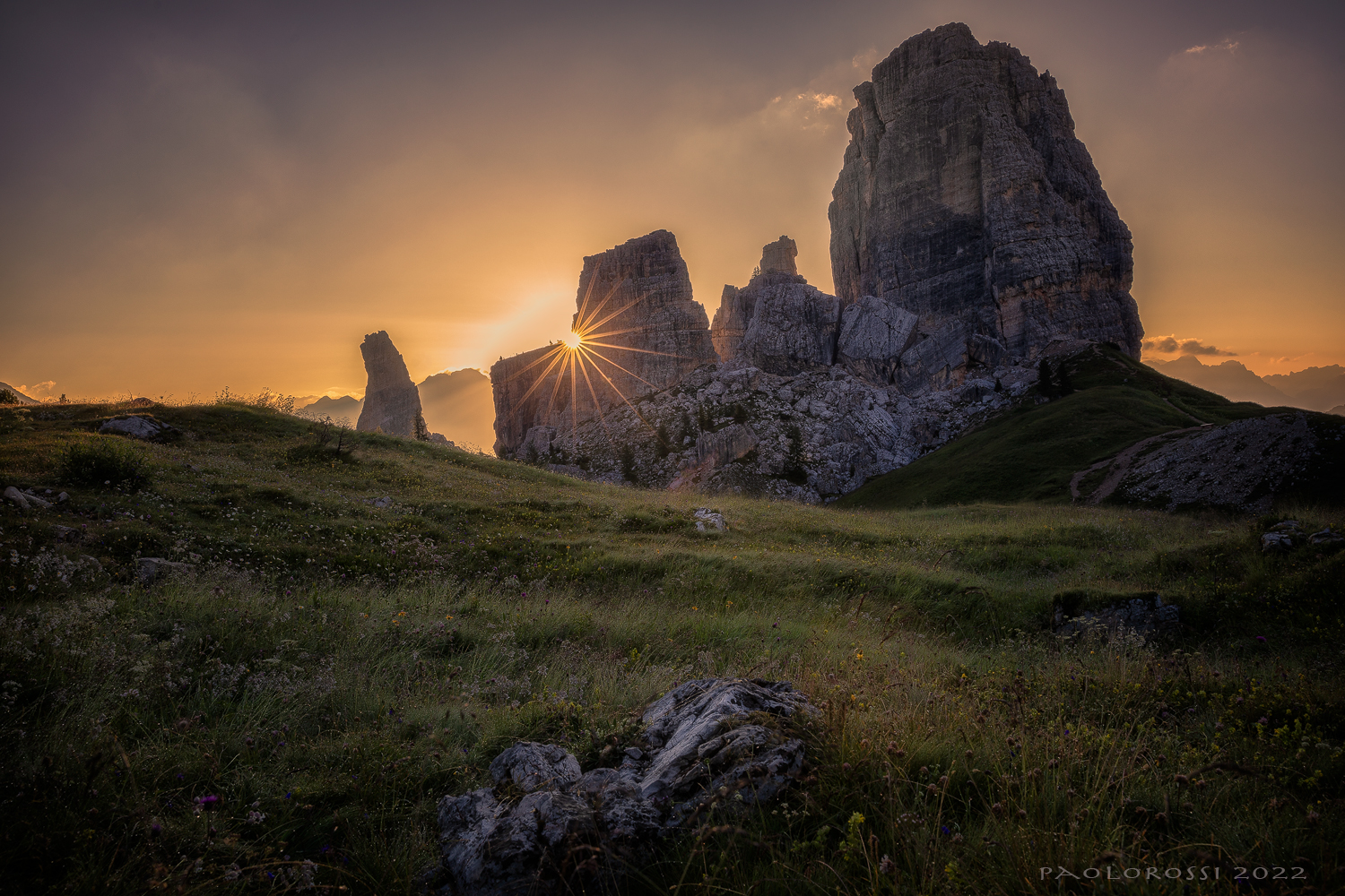 Alba alle 5 Torri...