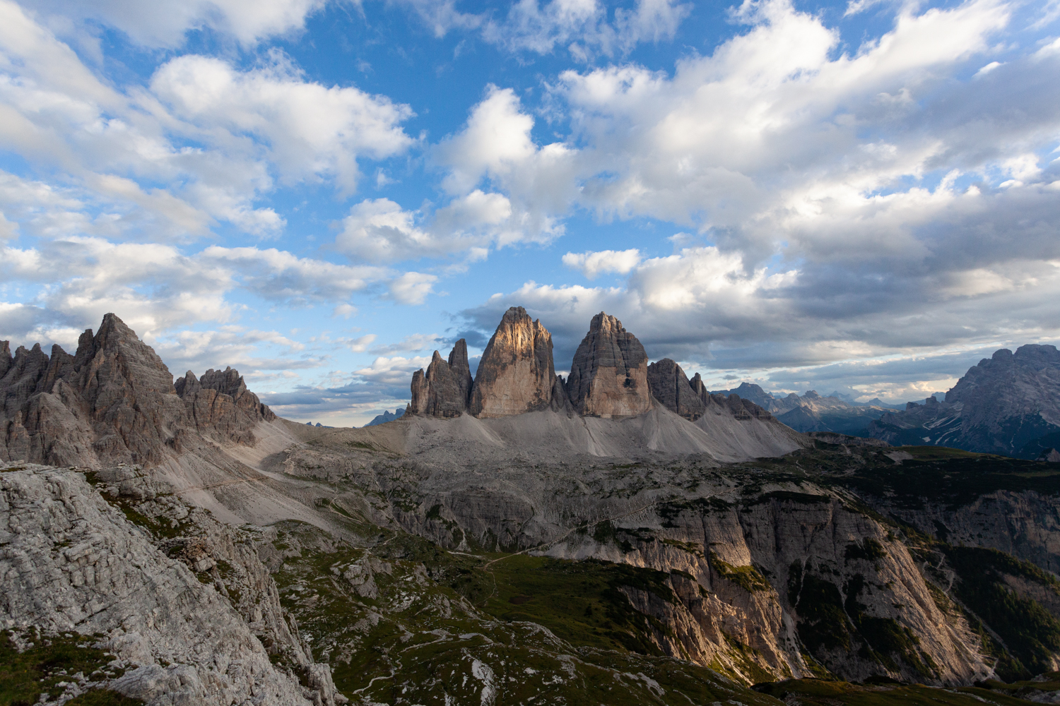 luce dorata alle tre cime di lavaredo