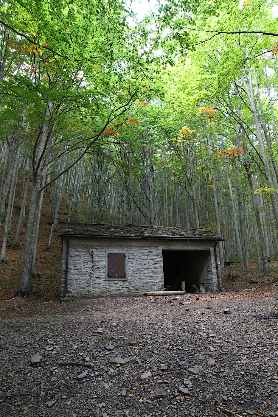 Bivacco Rossella sul CAI 445